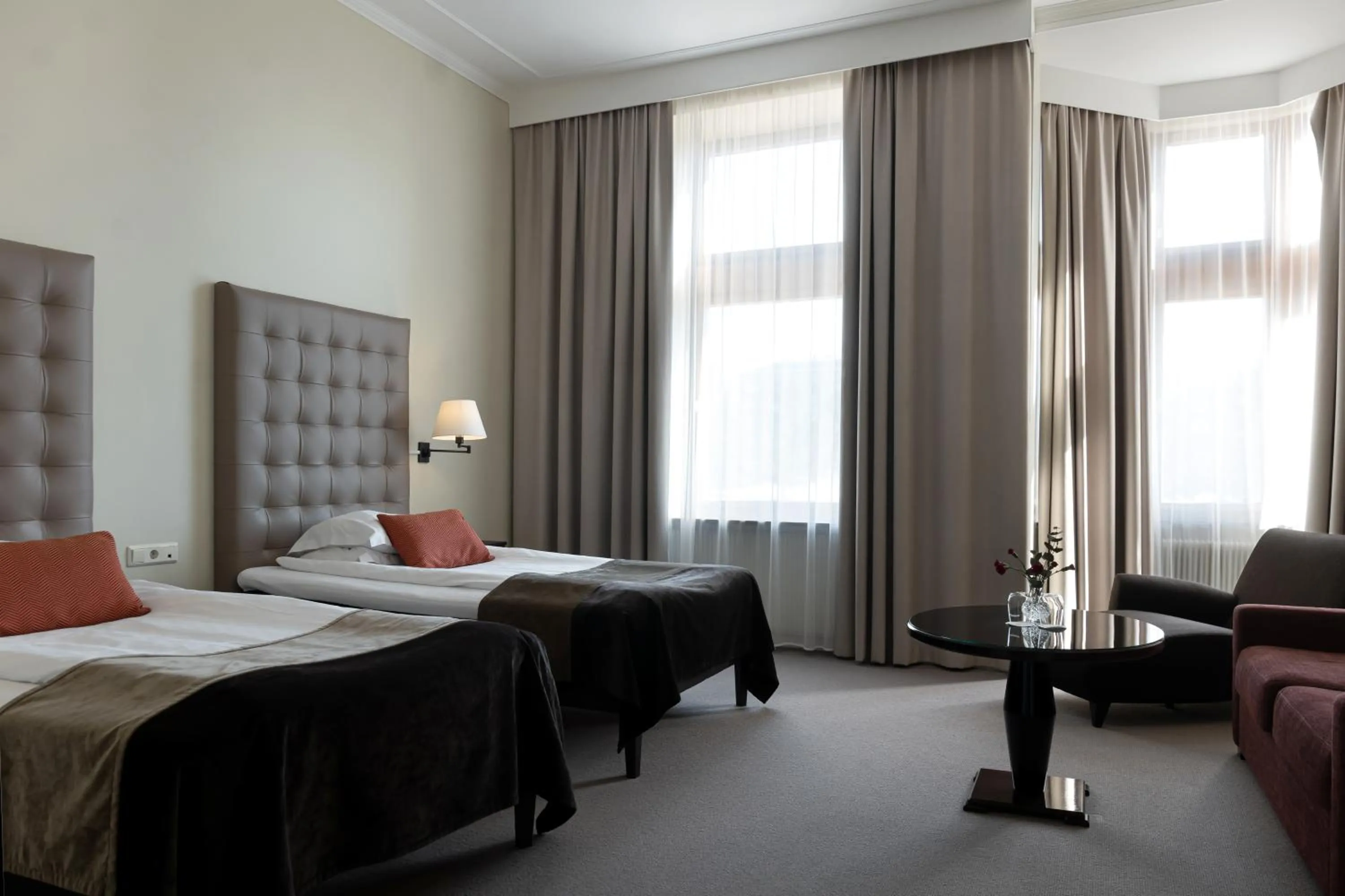 Photo of the whole room, Bed in Elite Stadshotellet Luleå