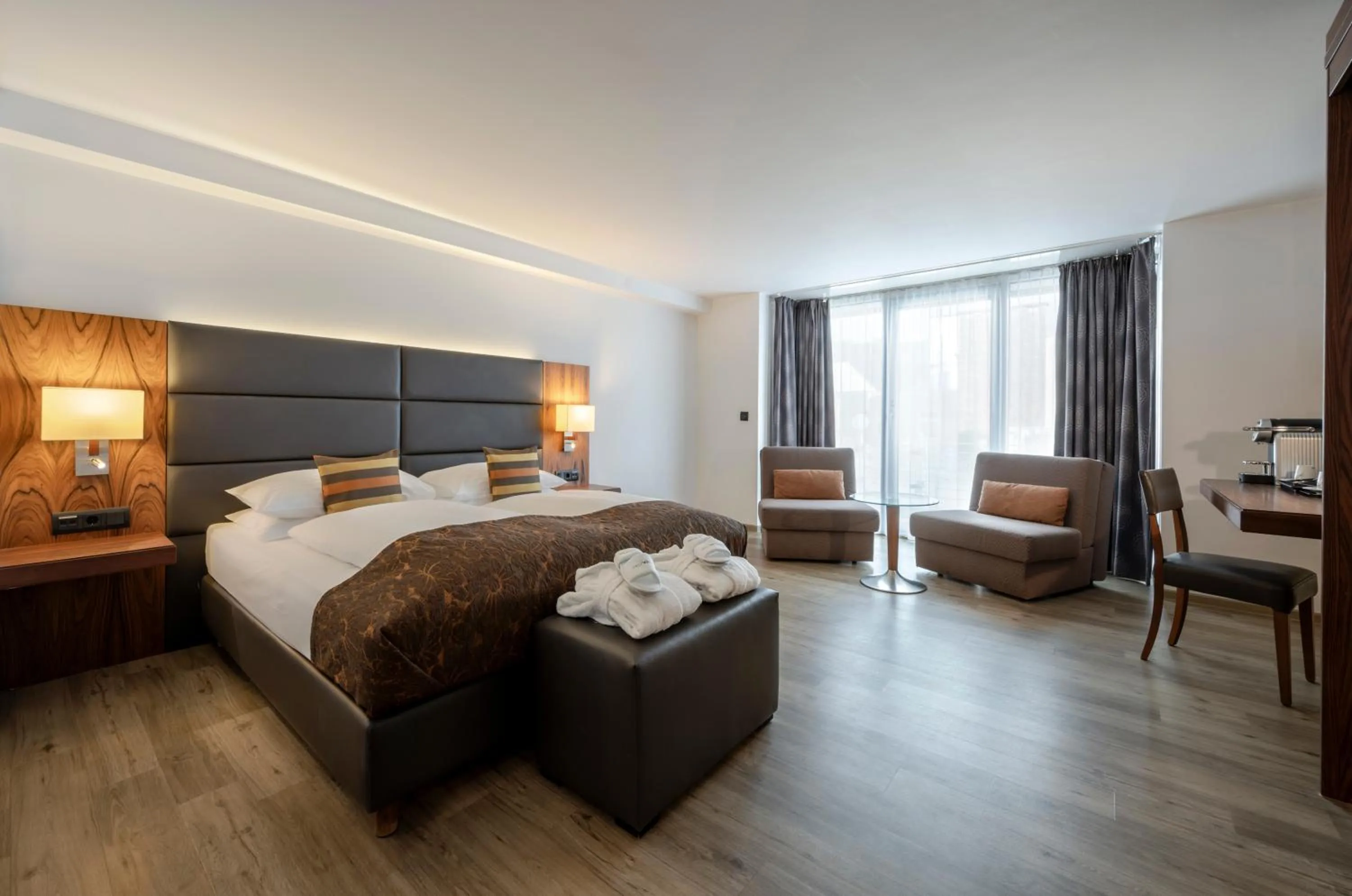 Bedroom, Bed in Hotel IMLAUER Wien