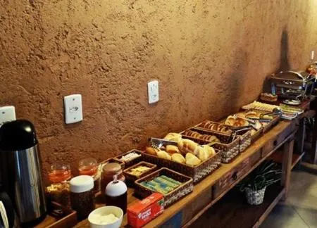 Buffet breakfast in Hotel Fazenda Topada