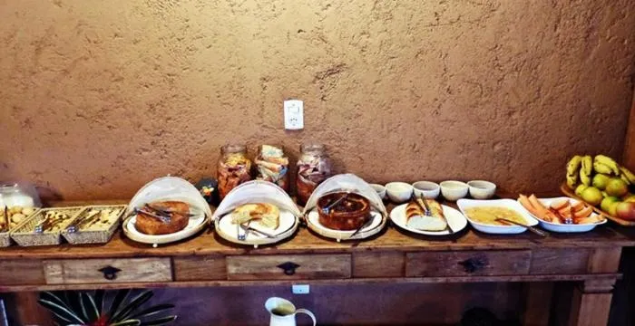 Buffet breakfast in Hotel Fazenda Topada