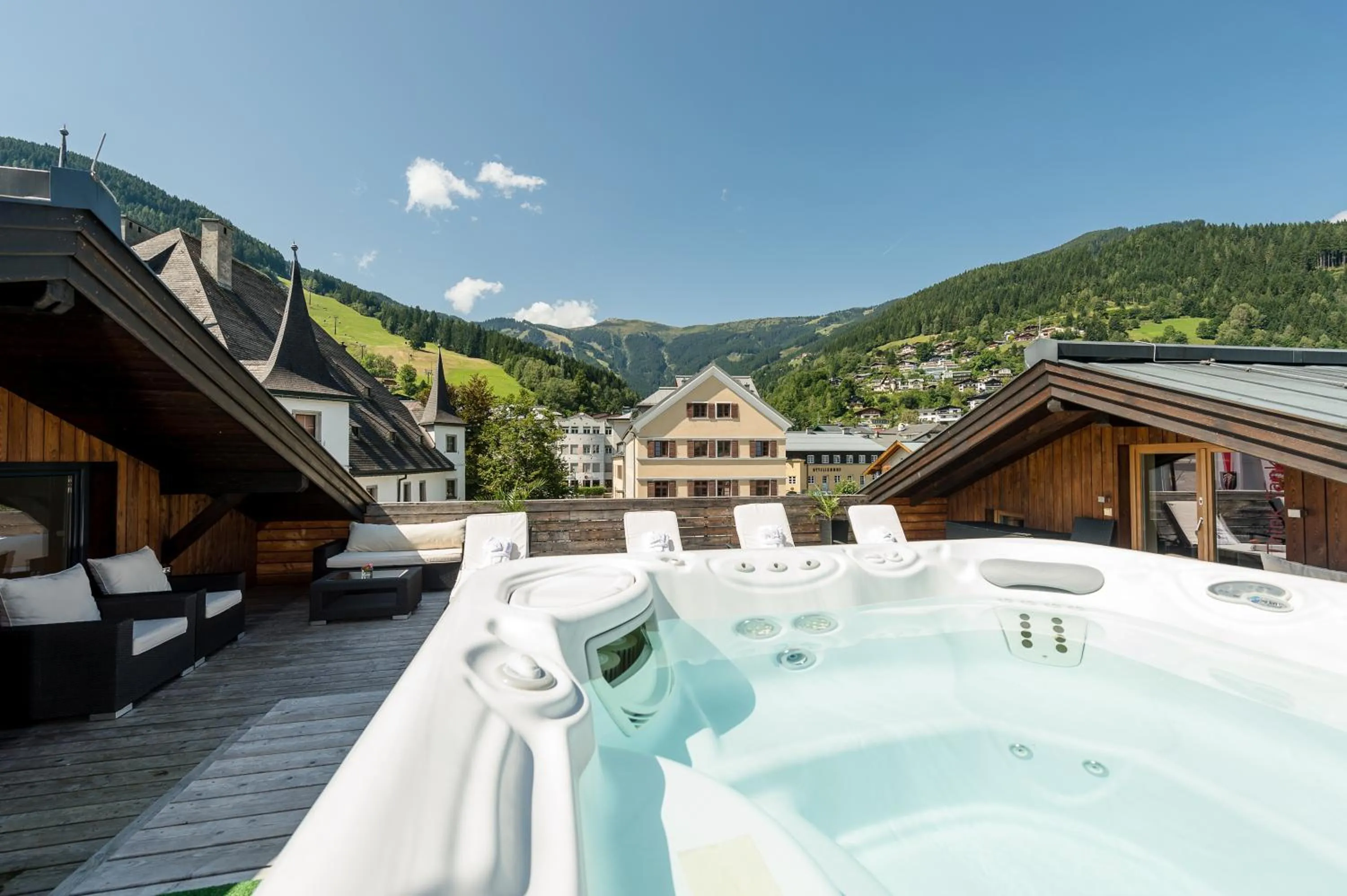 Swimming pool in Hotel Steinerwirt1493