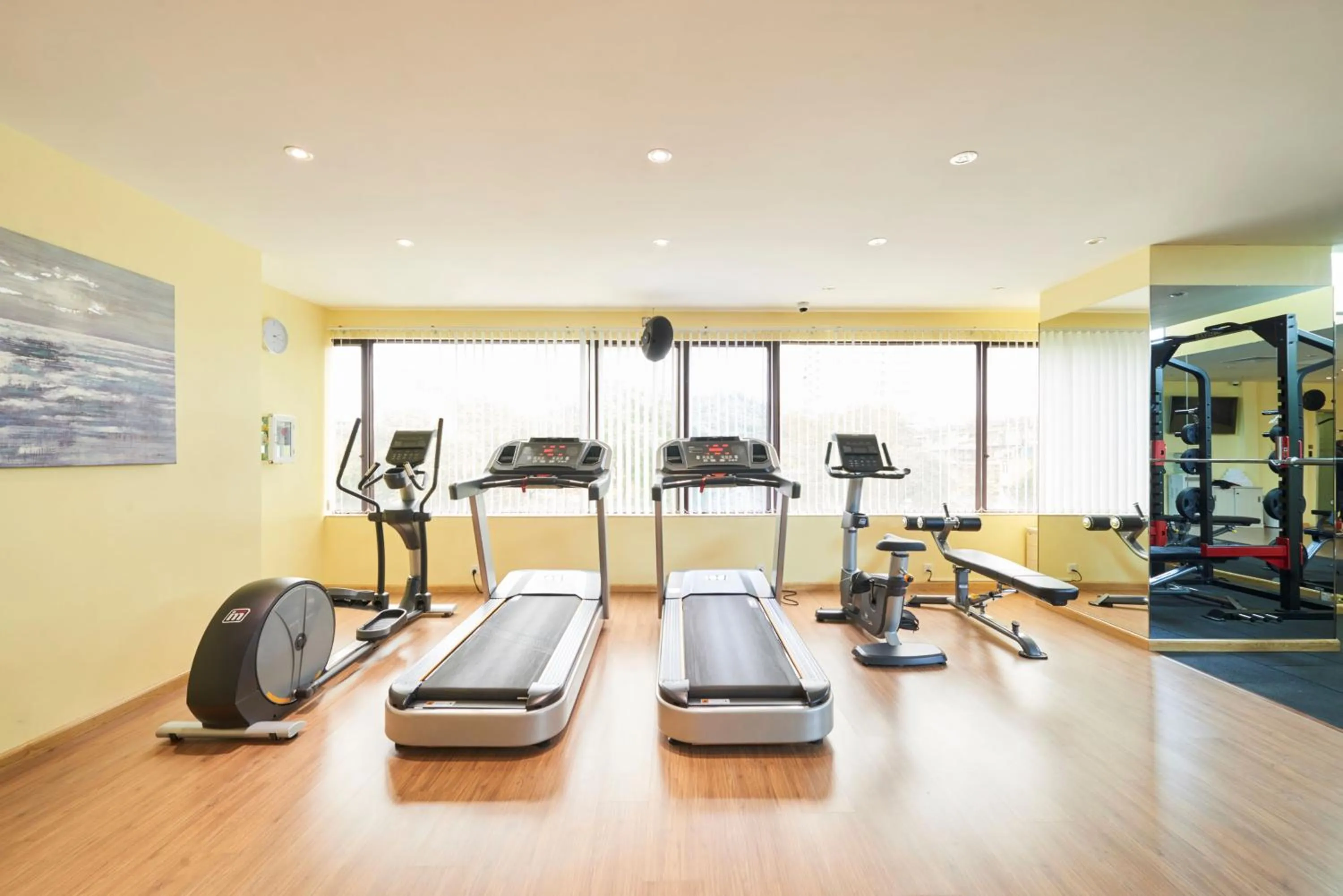 Fitness centre/facilities in Hanoi Hotel