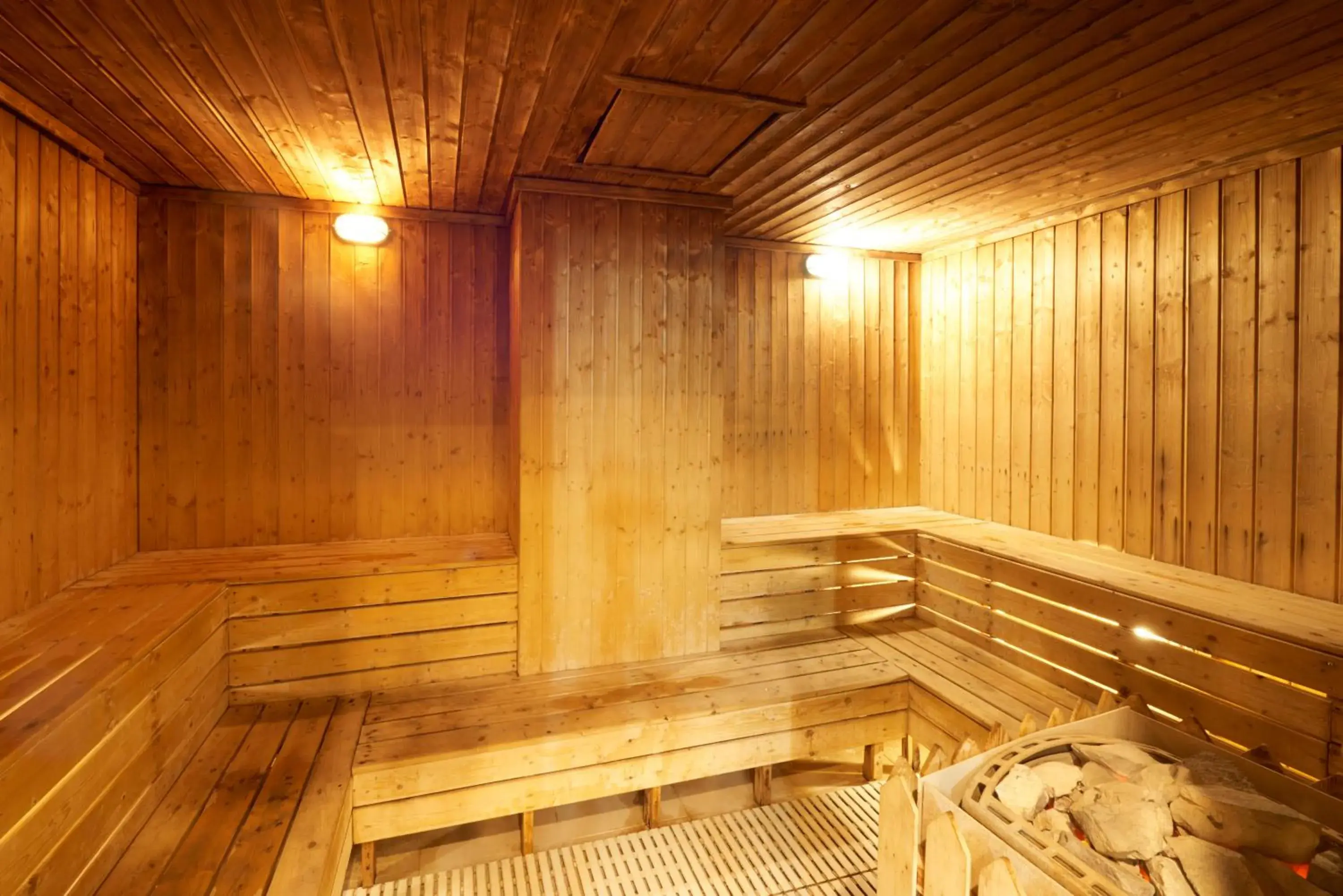 Spa and wellness centre/facilities in Hanoi Hotel Spa and wellness centre/facilities in Hanoi Hotel