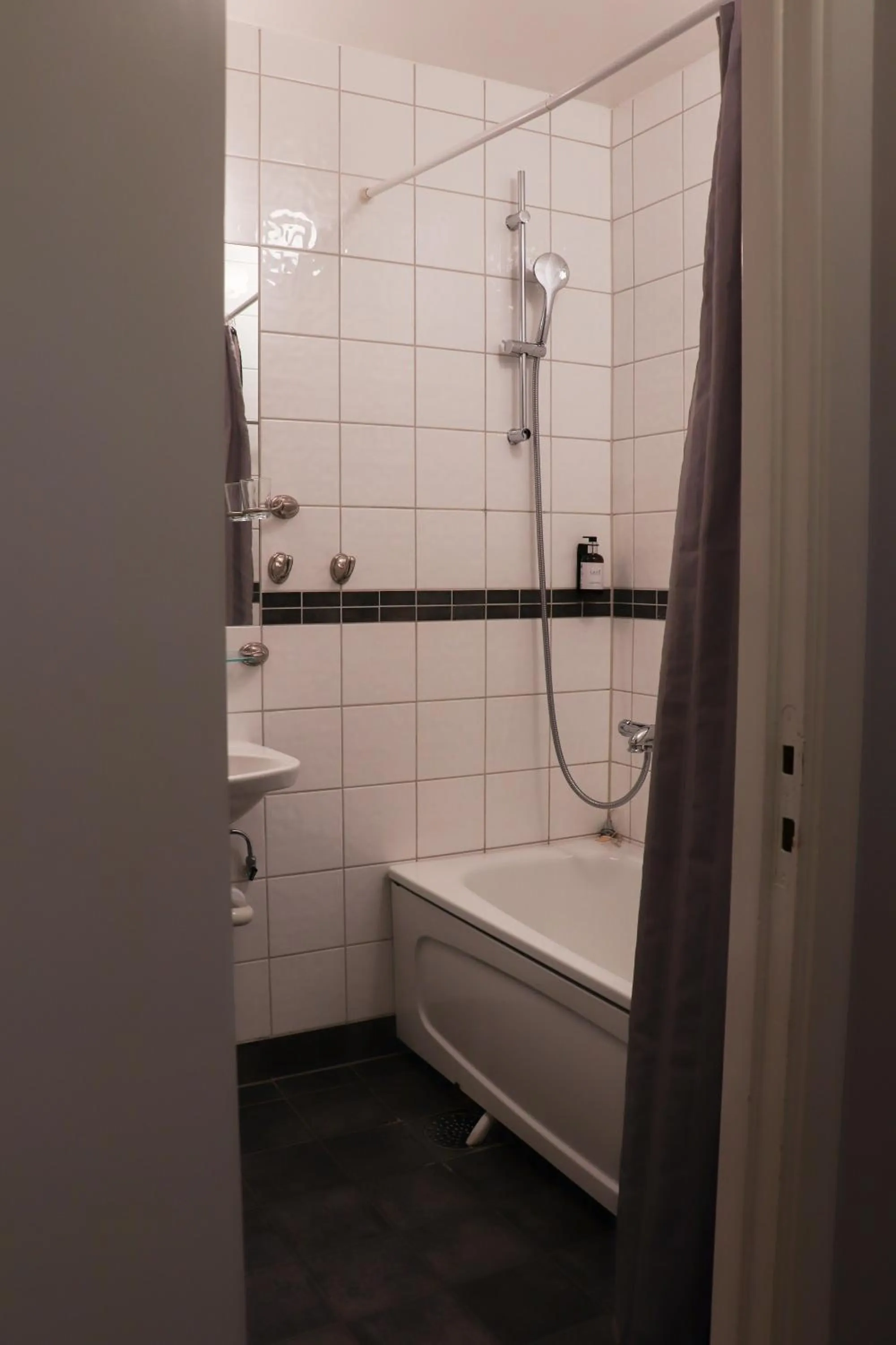 Shower in Eksjö Stadshotell