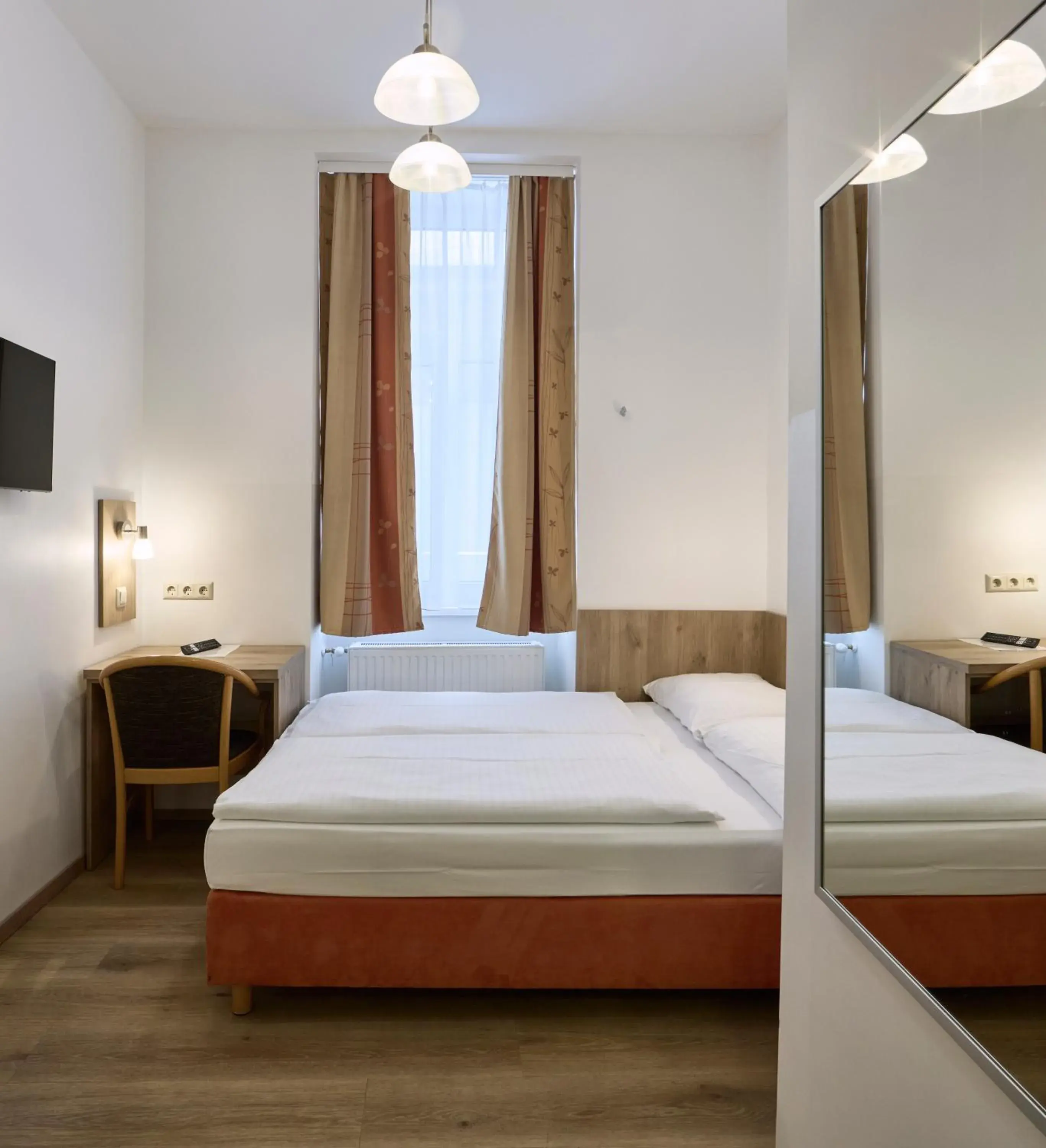 Bed in Hotel Terminus Bed in Hotel Terminus