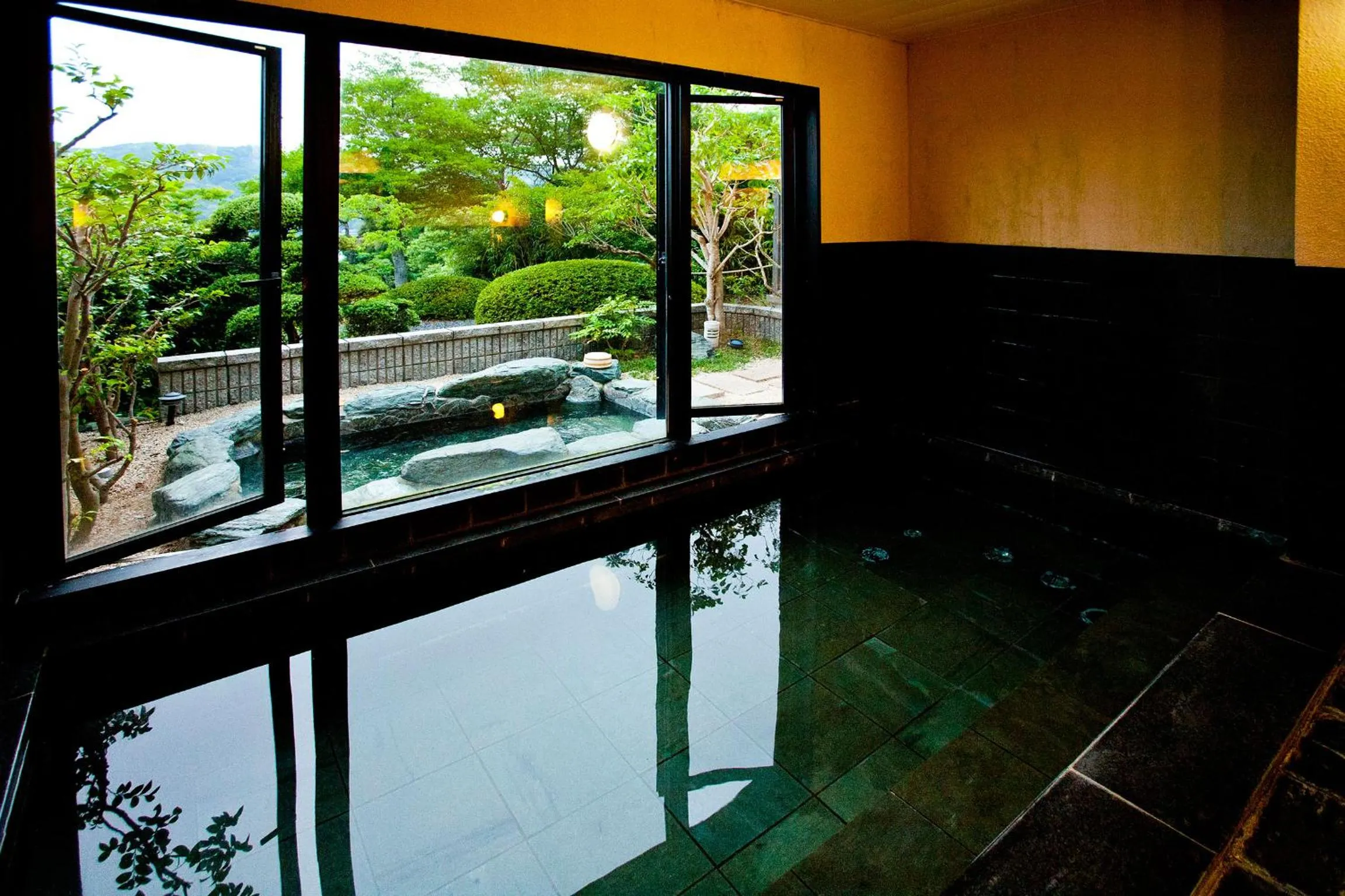 Public Bath in Ryouri no yado Ginrin