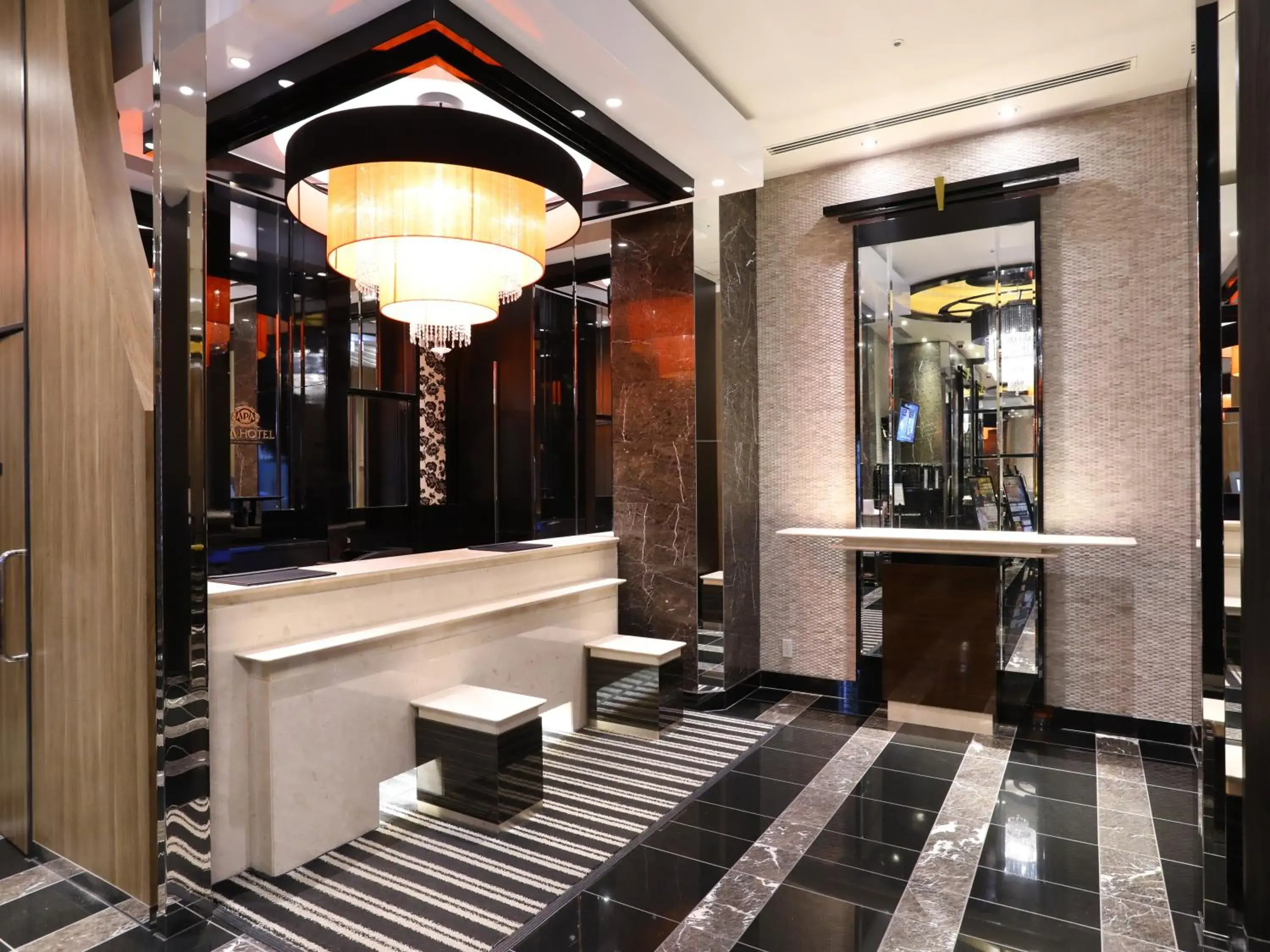 Lobby or reception in APA Hotel Ochanomizu Ekikita Lobby or reception in APA Hotel Ochanomizu Ekikita