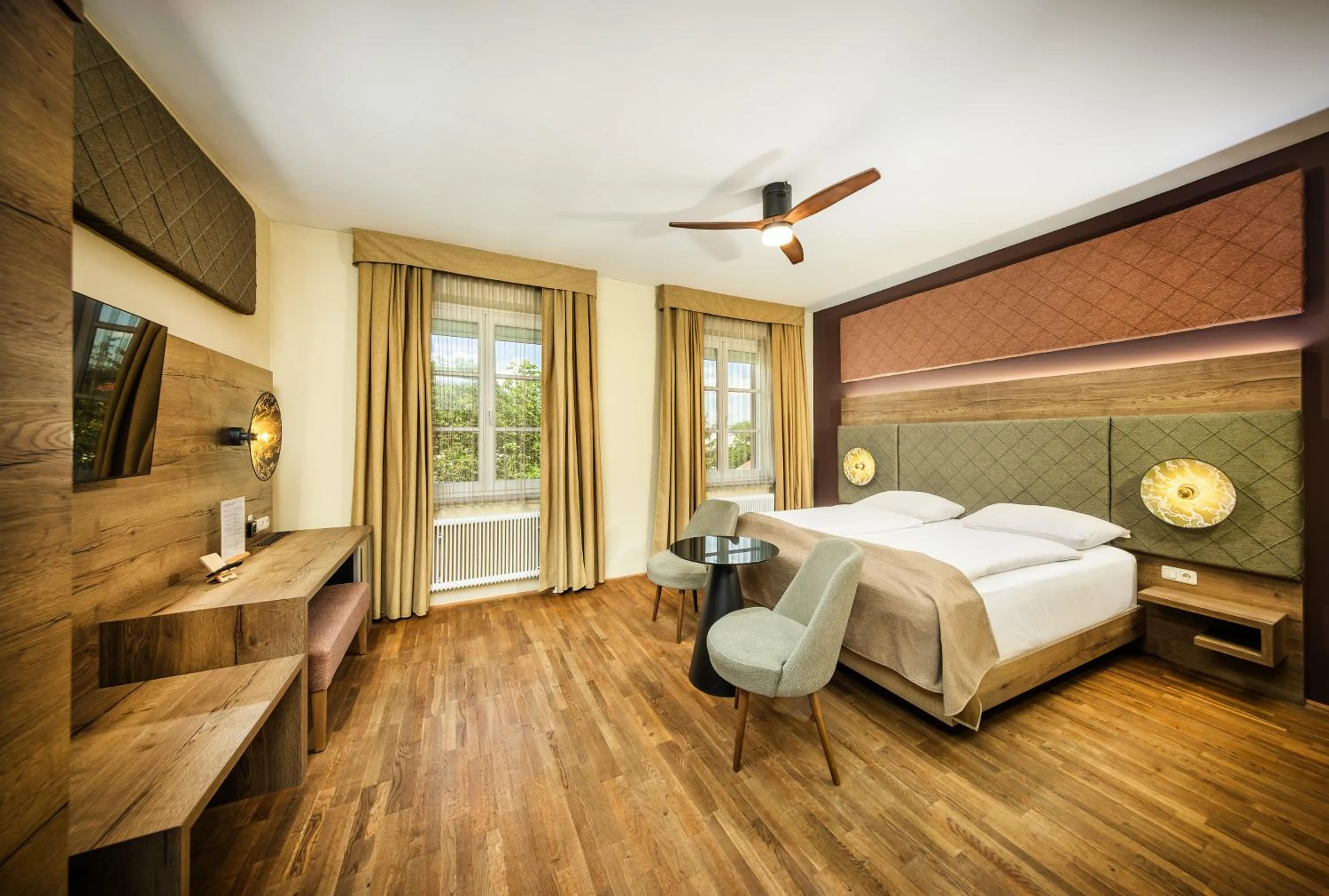 Bed in Das Gutenbrunn Thermen & Sporthotel