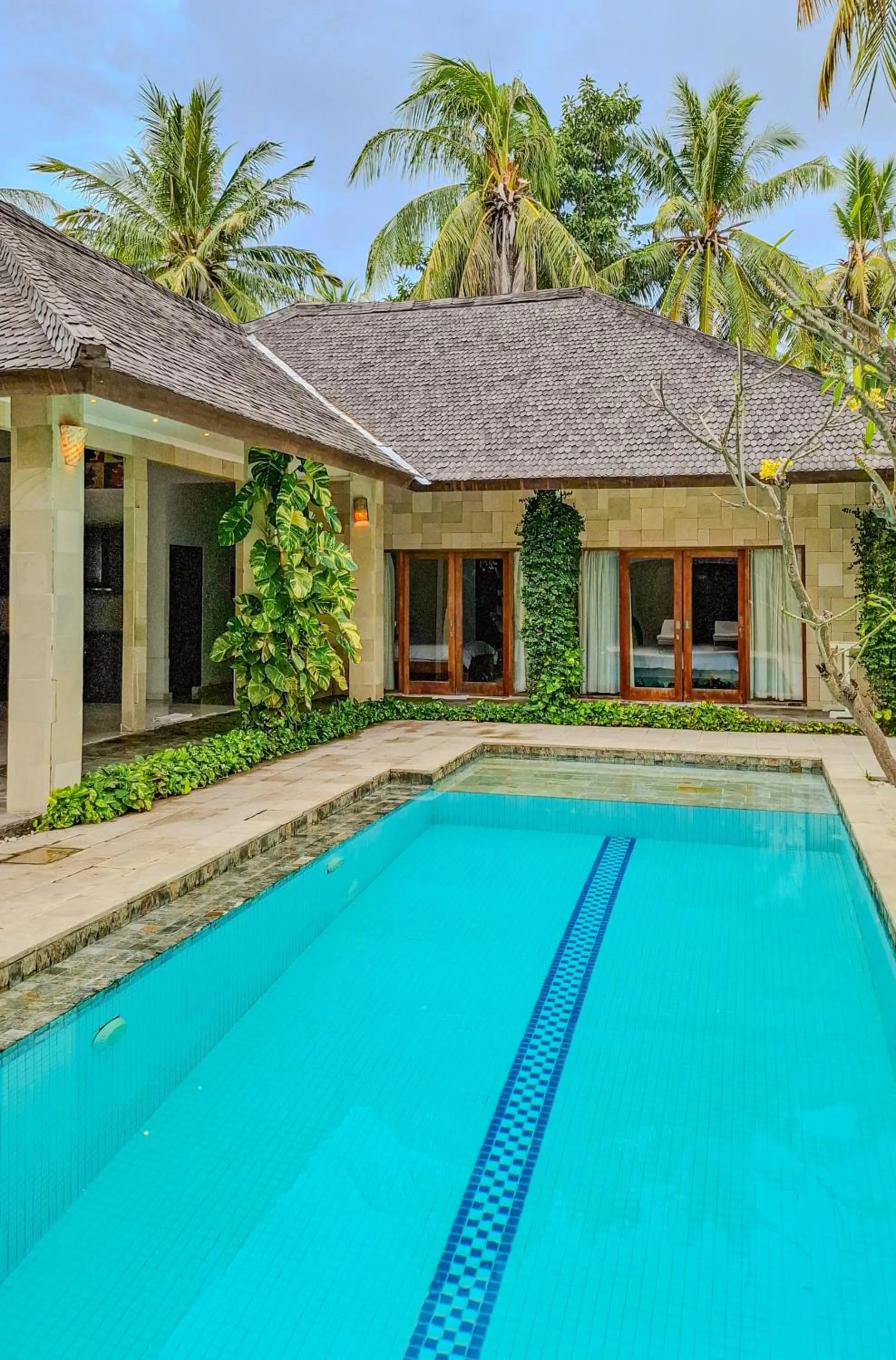 Three-Bedroom Villa in Senang Private Villa