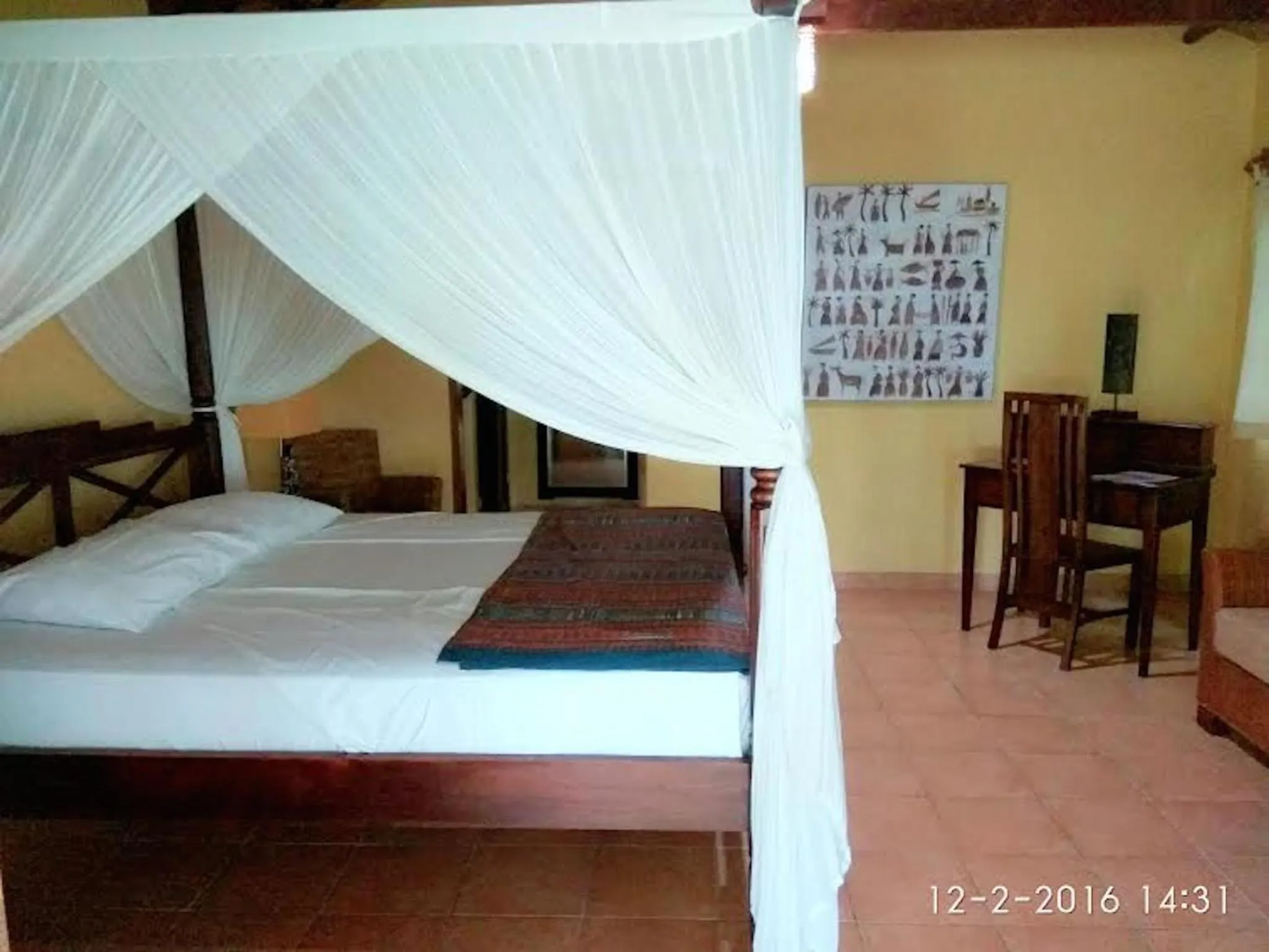 Shower, Bed in Sea World Club Beach Resort & Dive Center, RESORT THAT SUPPORTS THE POOR