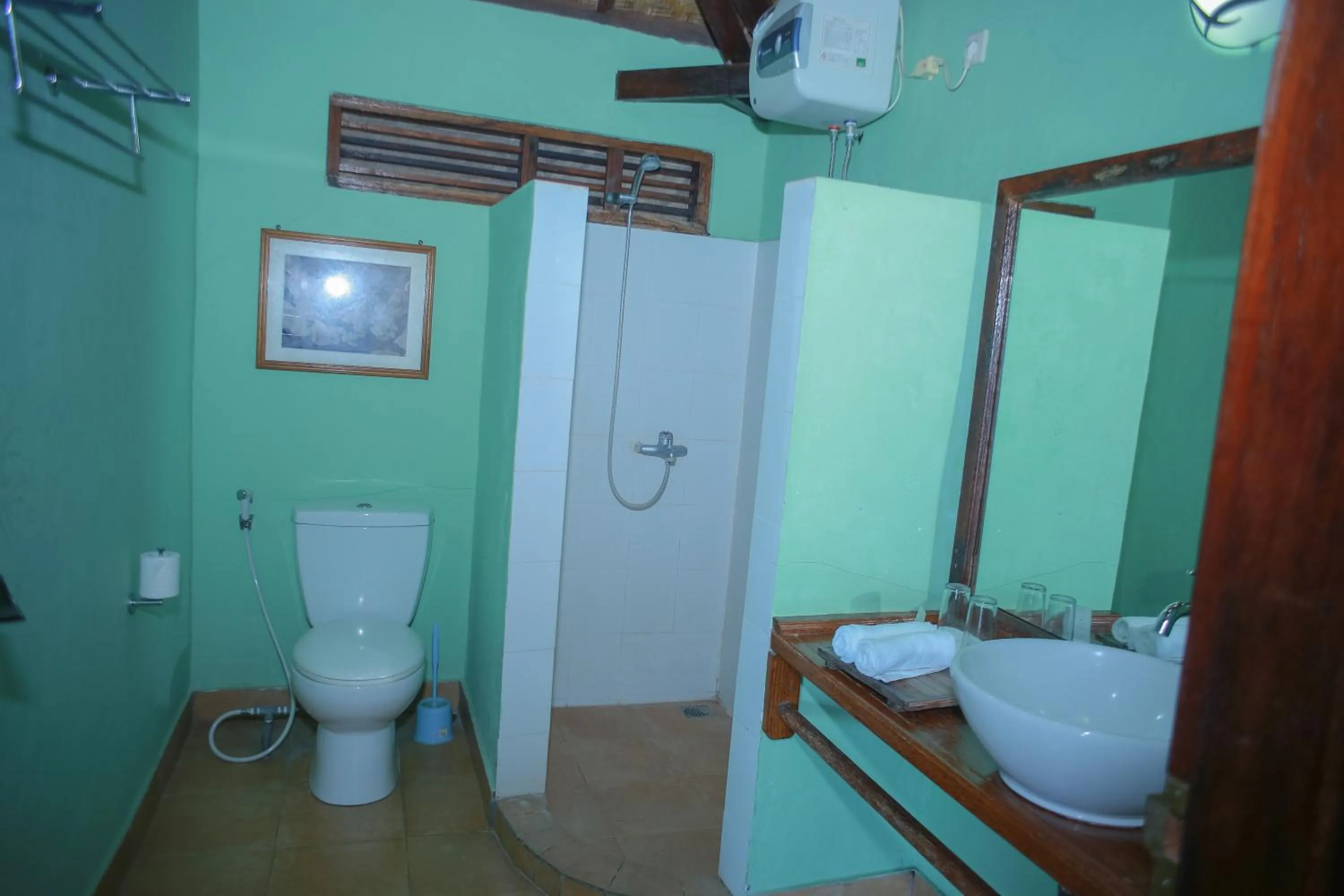 Sea World Club Beach Resort & Dive Center, RESORT THAT SUPPORTS THE POOR