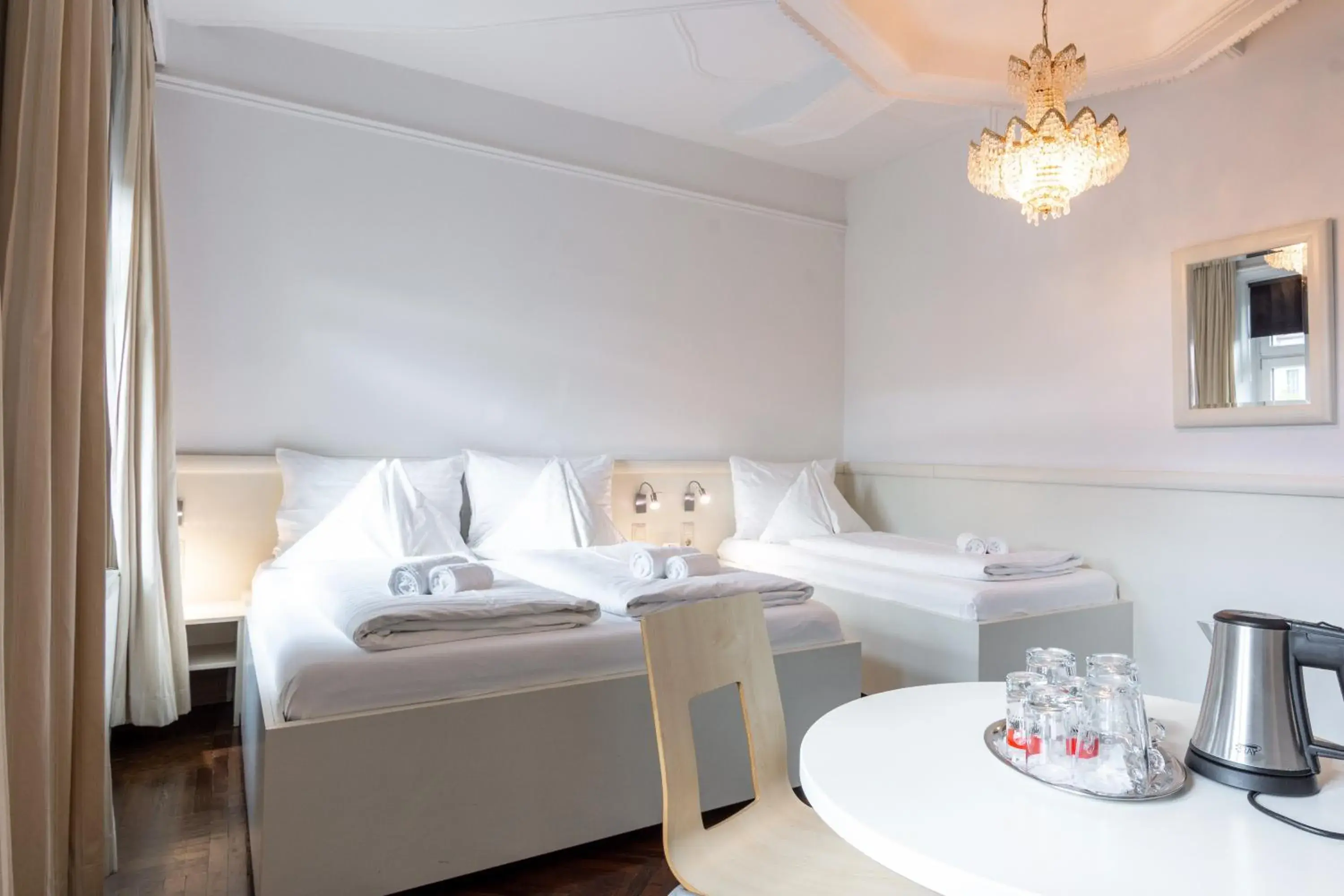 Photo of the whole room, Bed in EKONO By Leva Hotel Strasser Photo of the whole room, Bed in EKONO By Leva Hotel Strasser