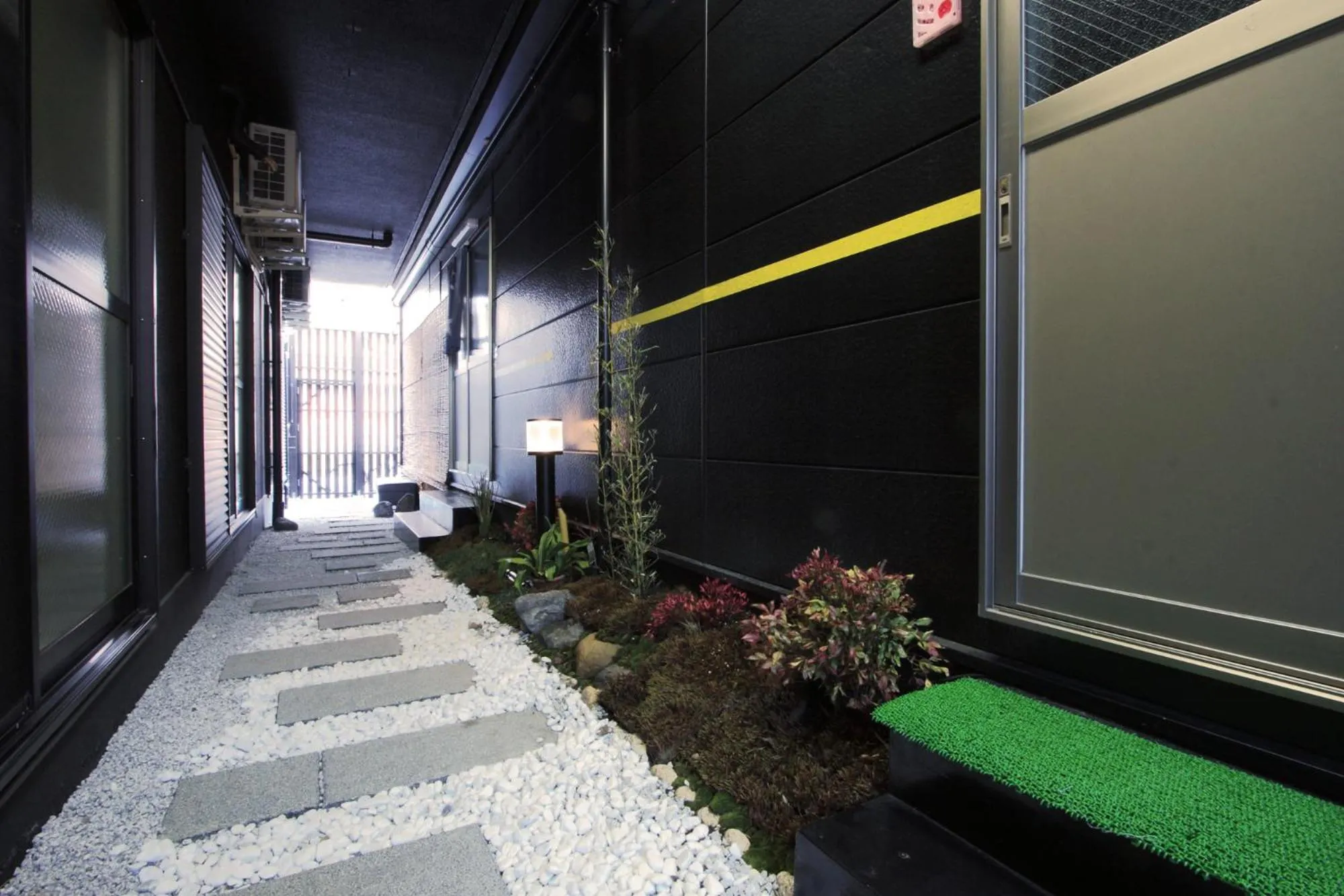 Garden in Toyotaya Hostel