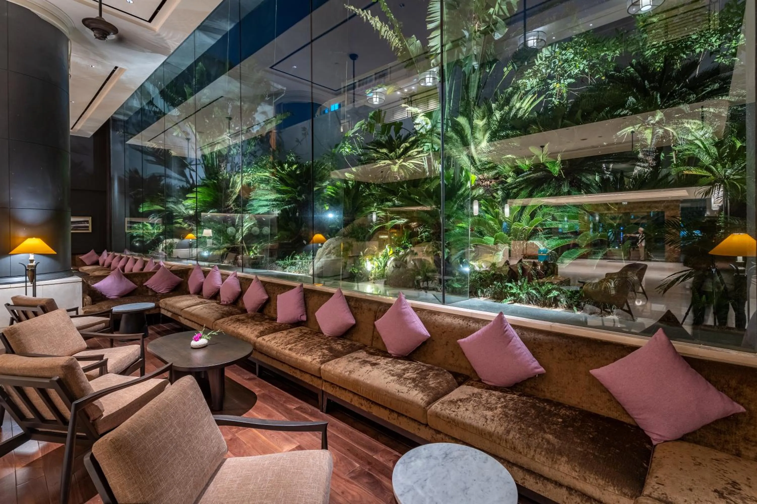 Lobby or reception in Hôtel du Parc Hanoï