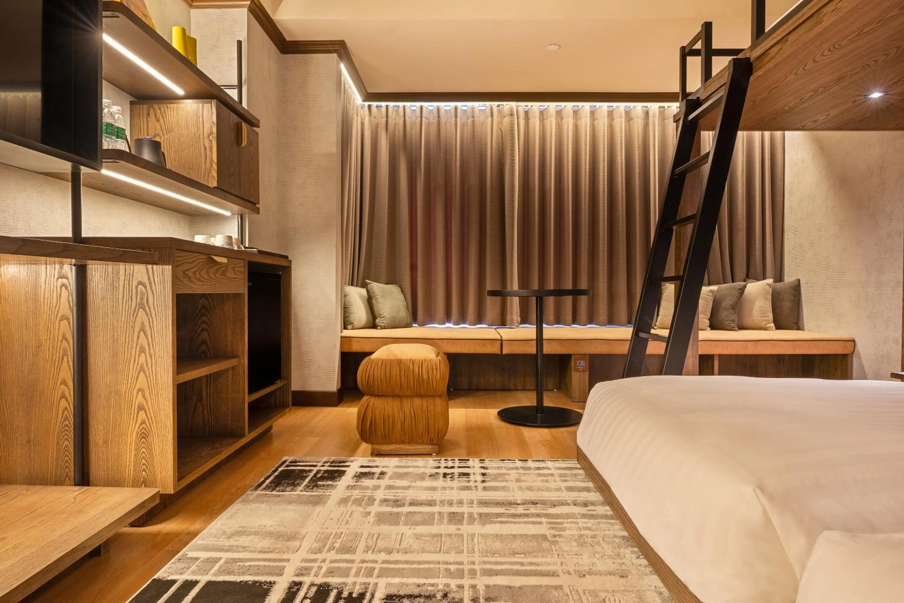 Bed in Hôtel du Parc Hanoï