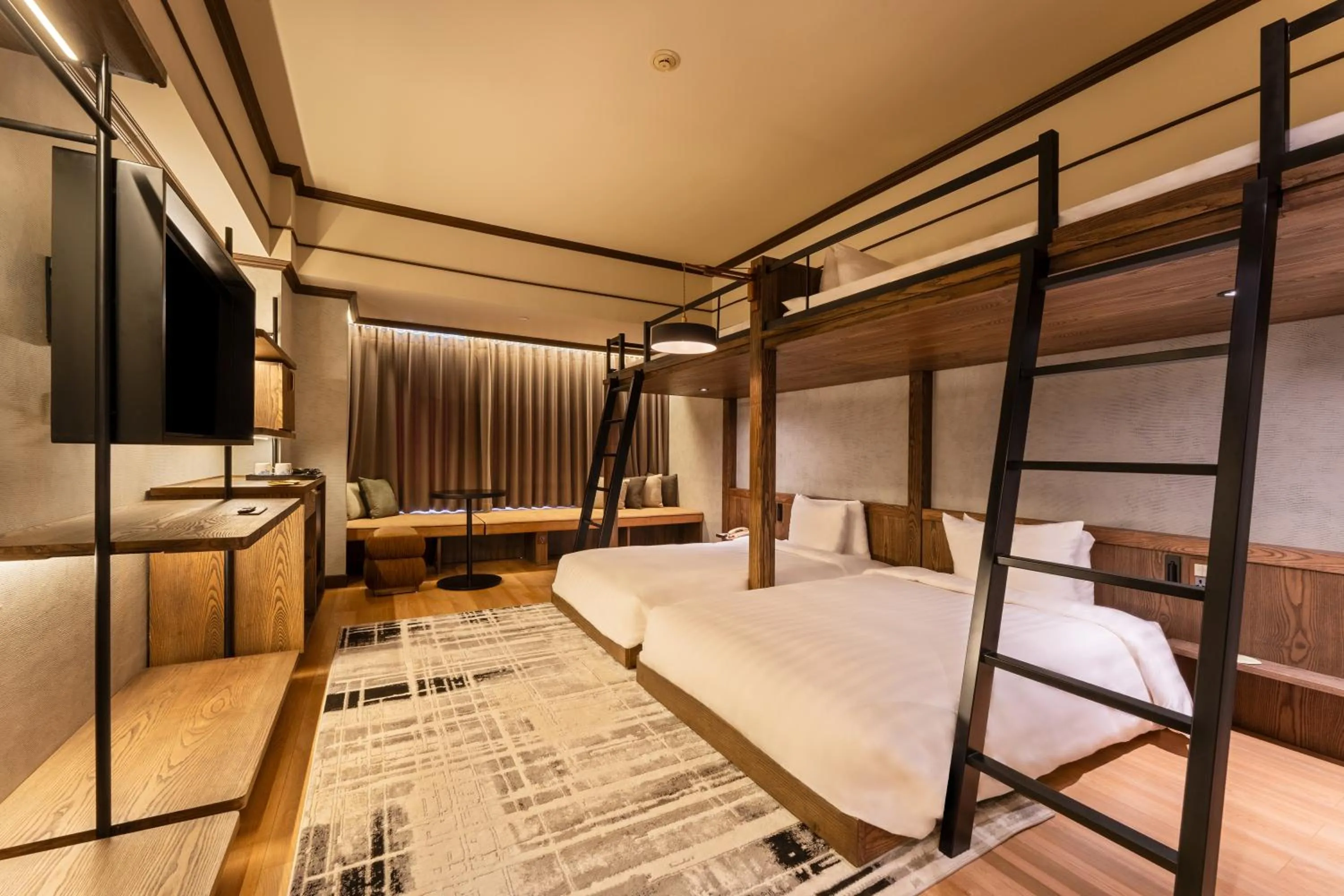 Bed in Hôtel du Parc Hanoï