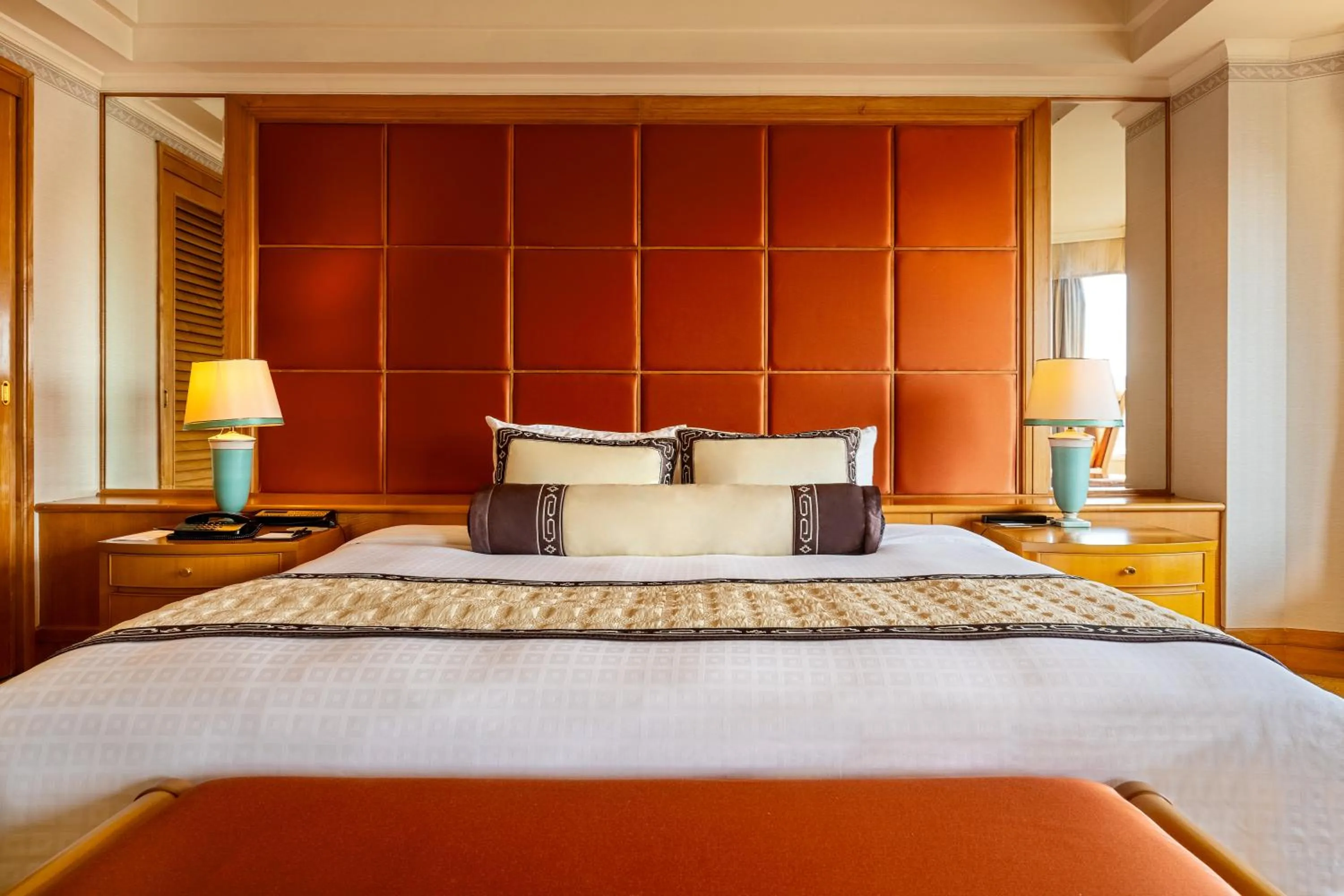 Bed in Hôtel du Parc Hanoï