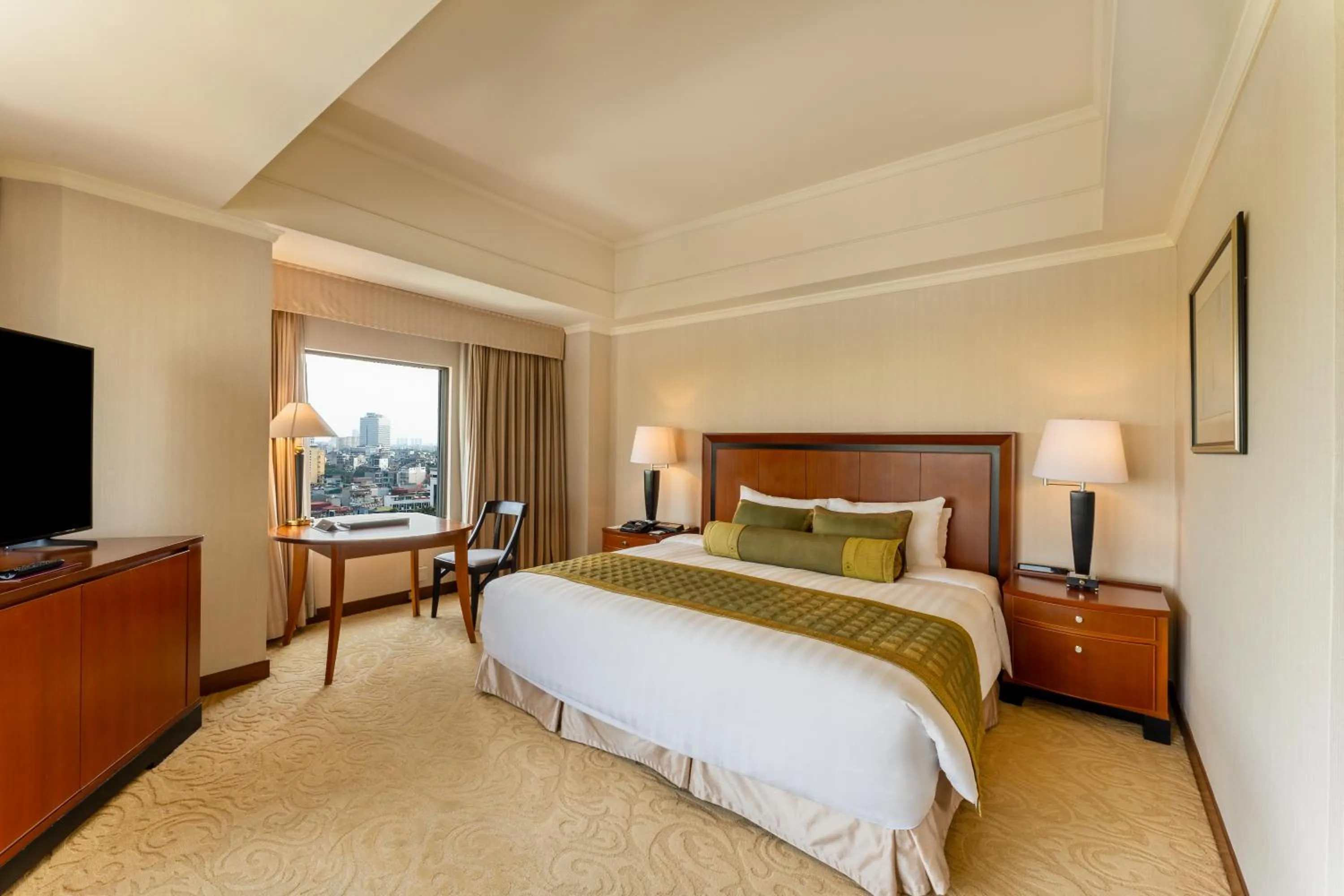 Photo of the whole room, Bed in Hôtel du Parc Hanoï