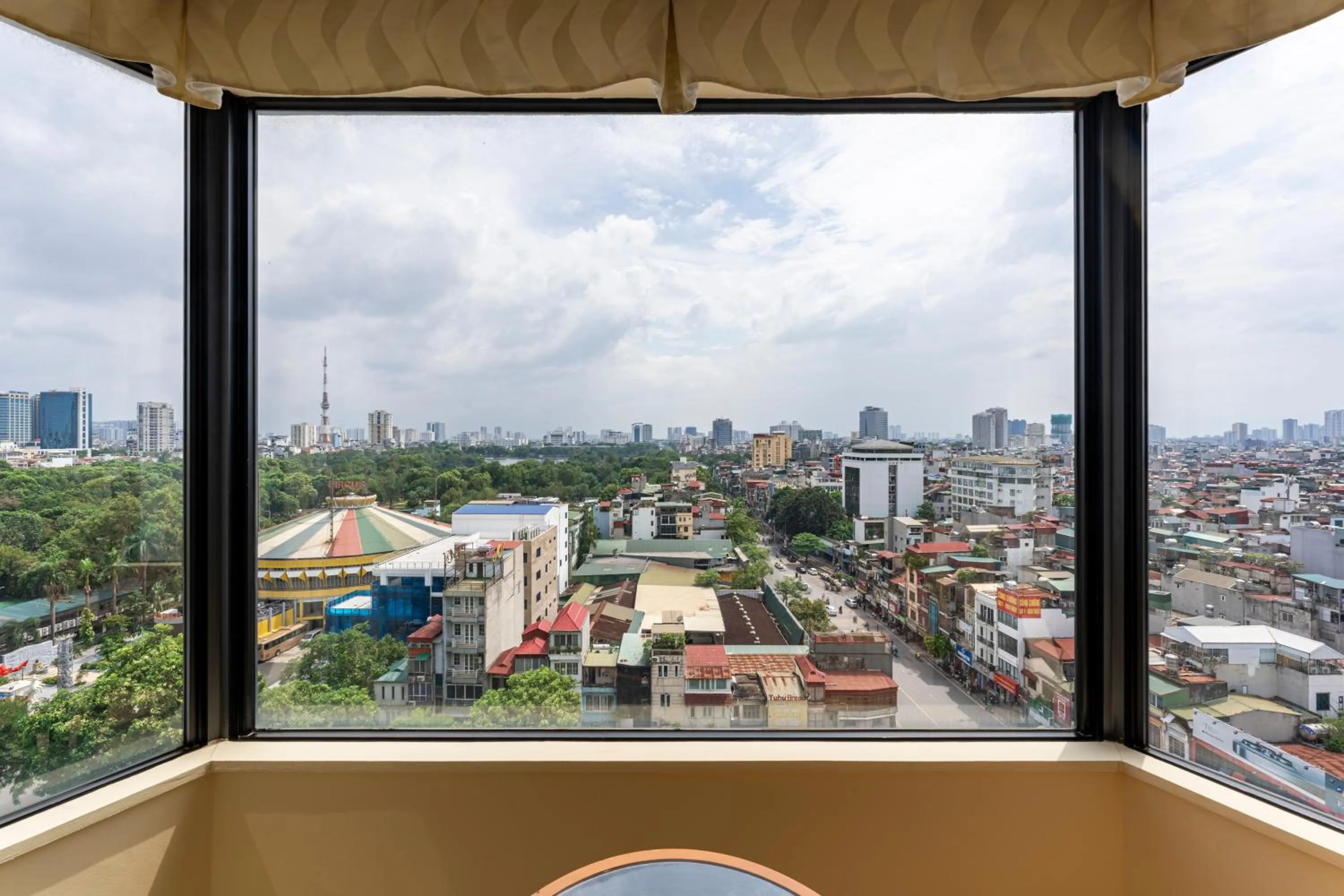 Day in Hôtel du Parc Hanoï