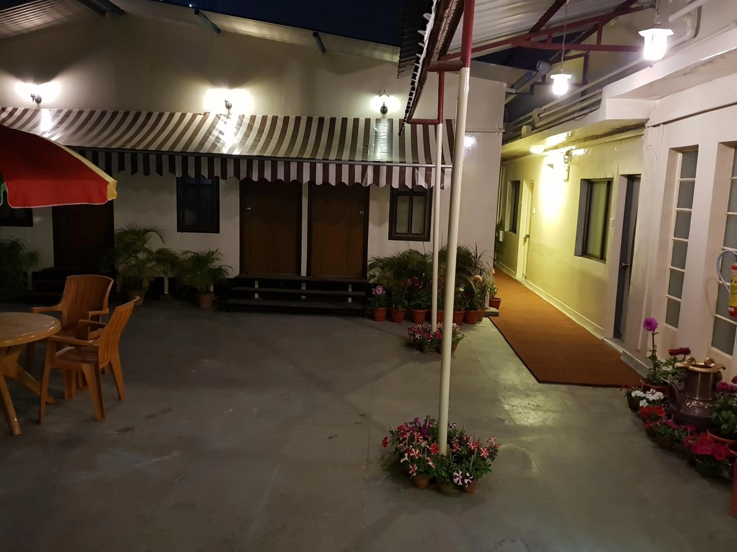 Patio in Hotel Rushabh Home