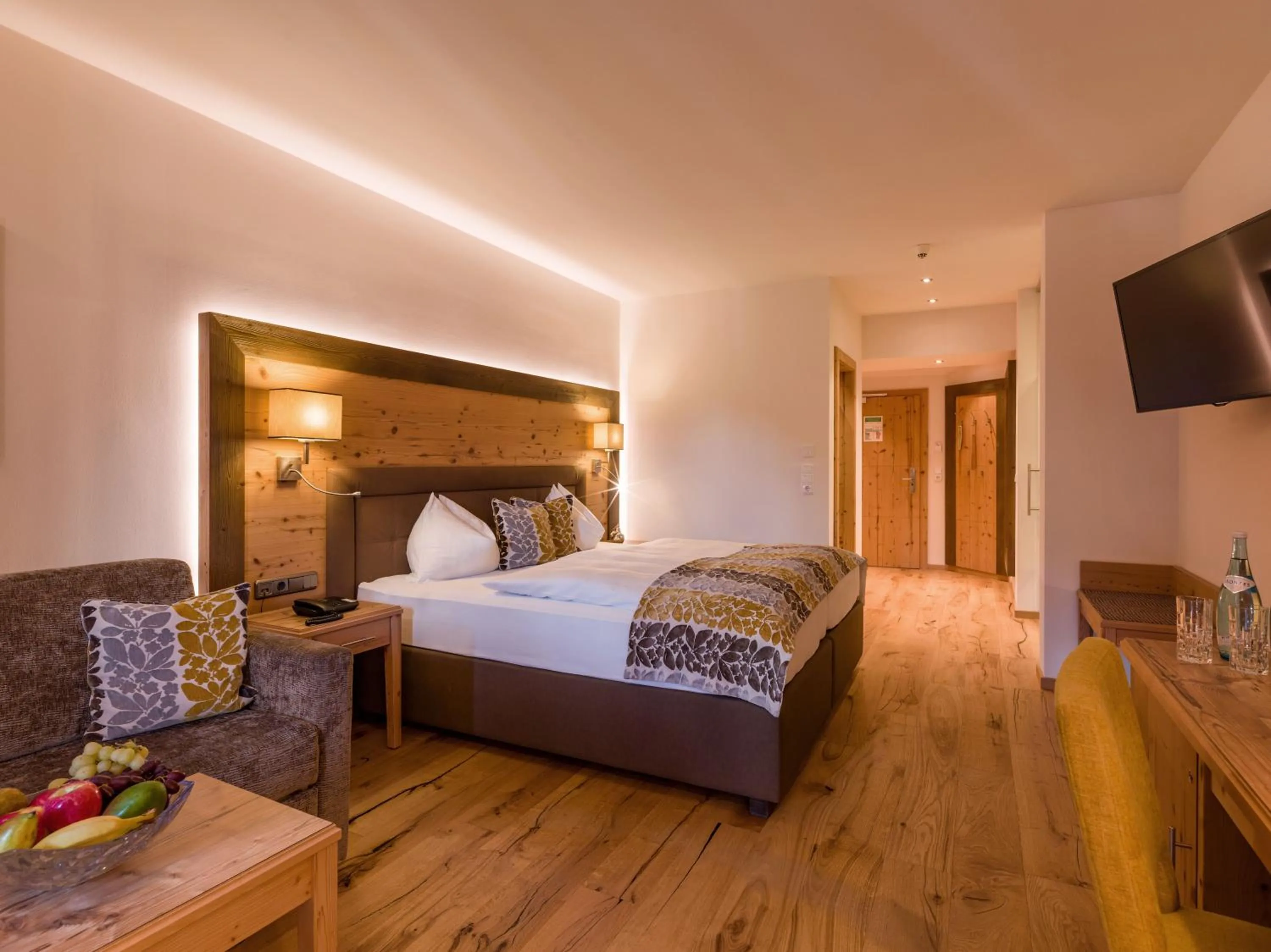 Bedroom, Bed in Hotel Zentral ****superior