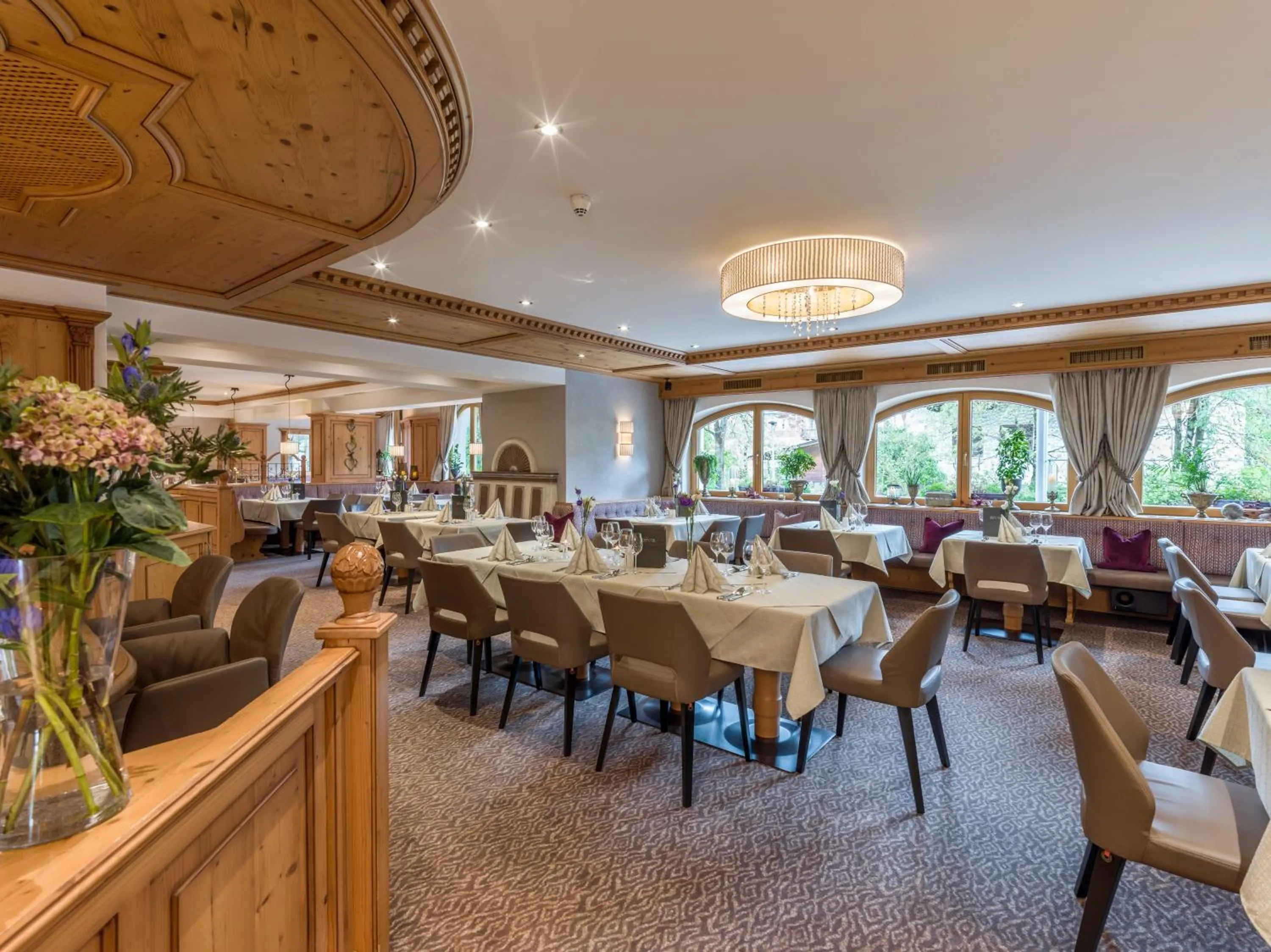 Restaurant/places to eat in Hotel Zentral ****superior