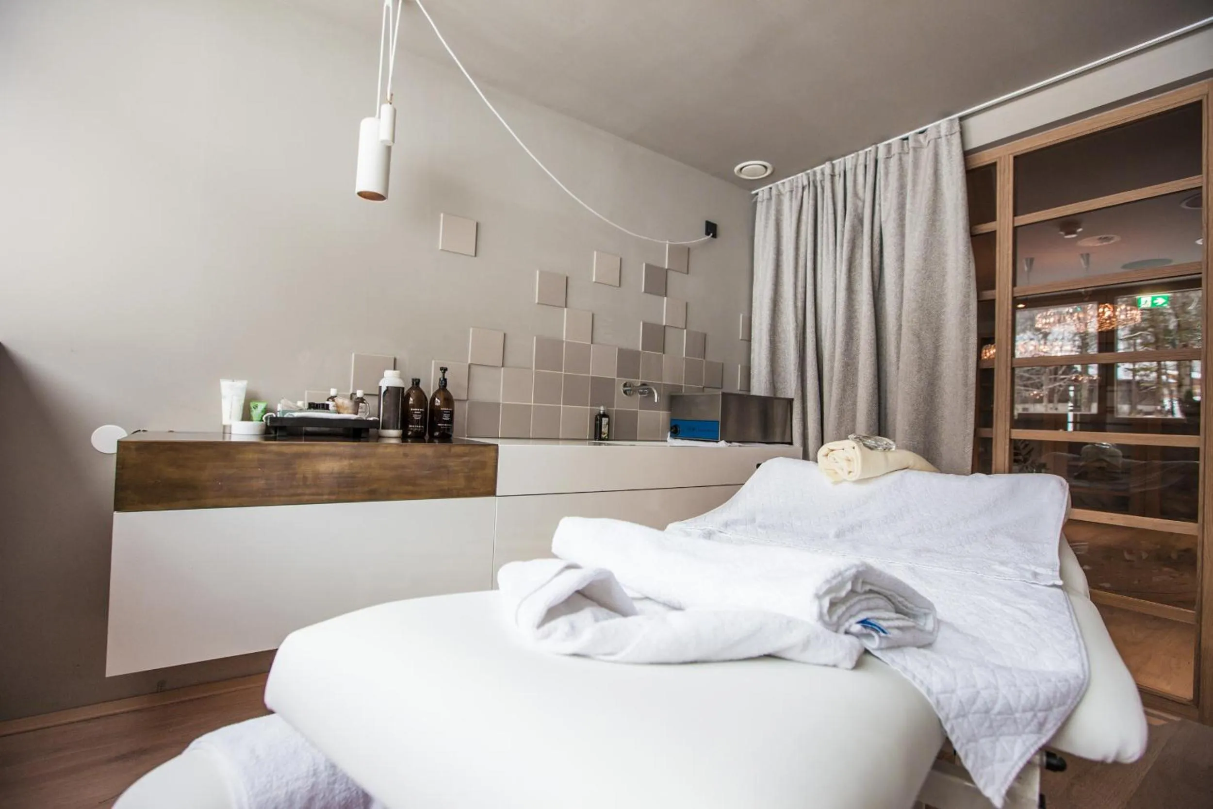 Massage, Bed in Walliserhof