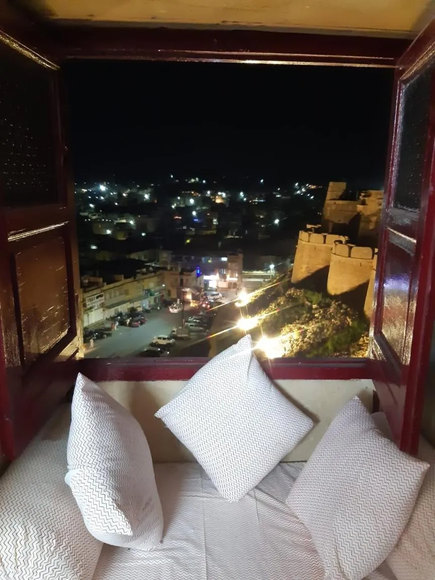 Night in Hotel Desert