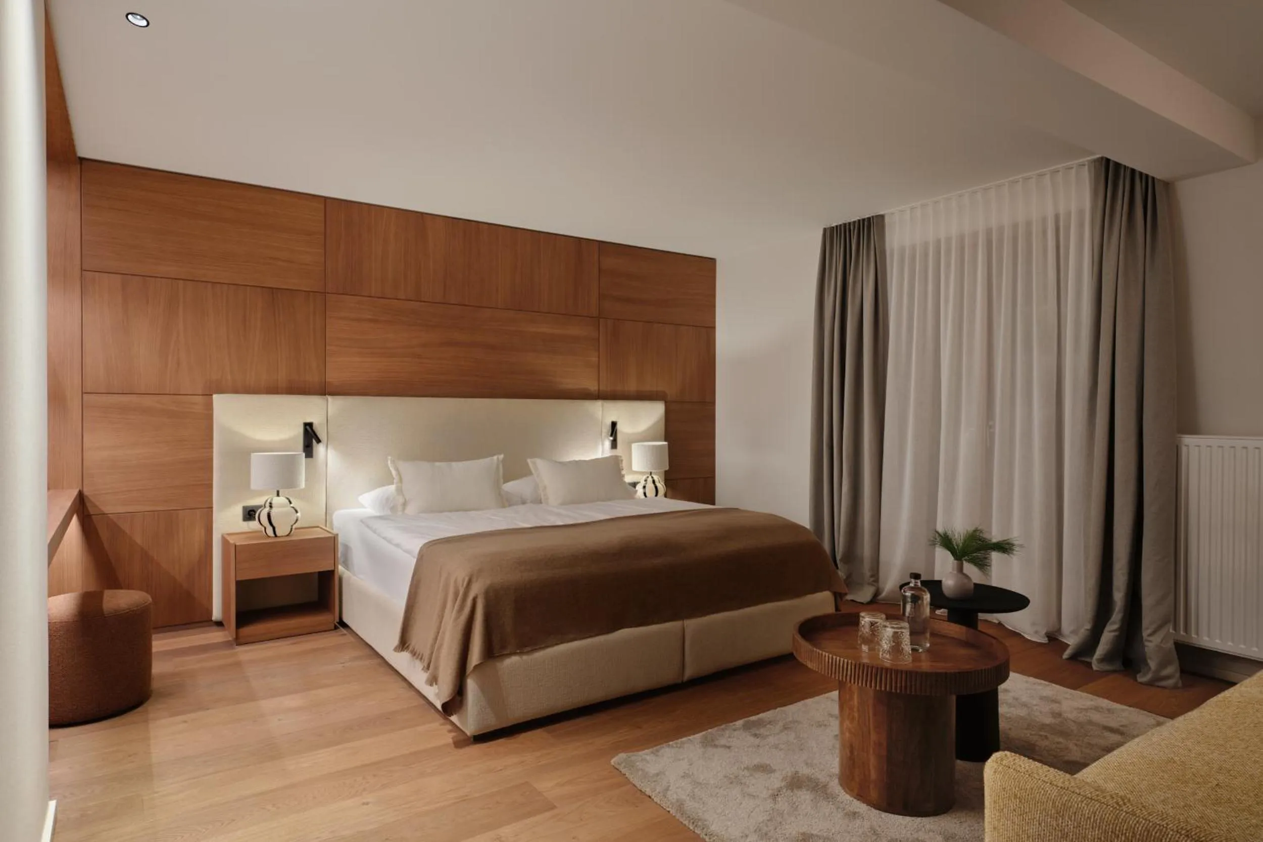 Bedroom, Bed in Hotel Oberforsthof