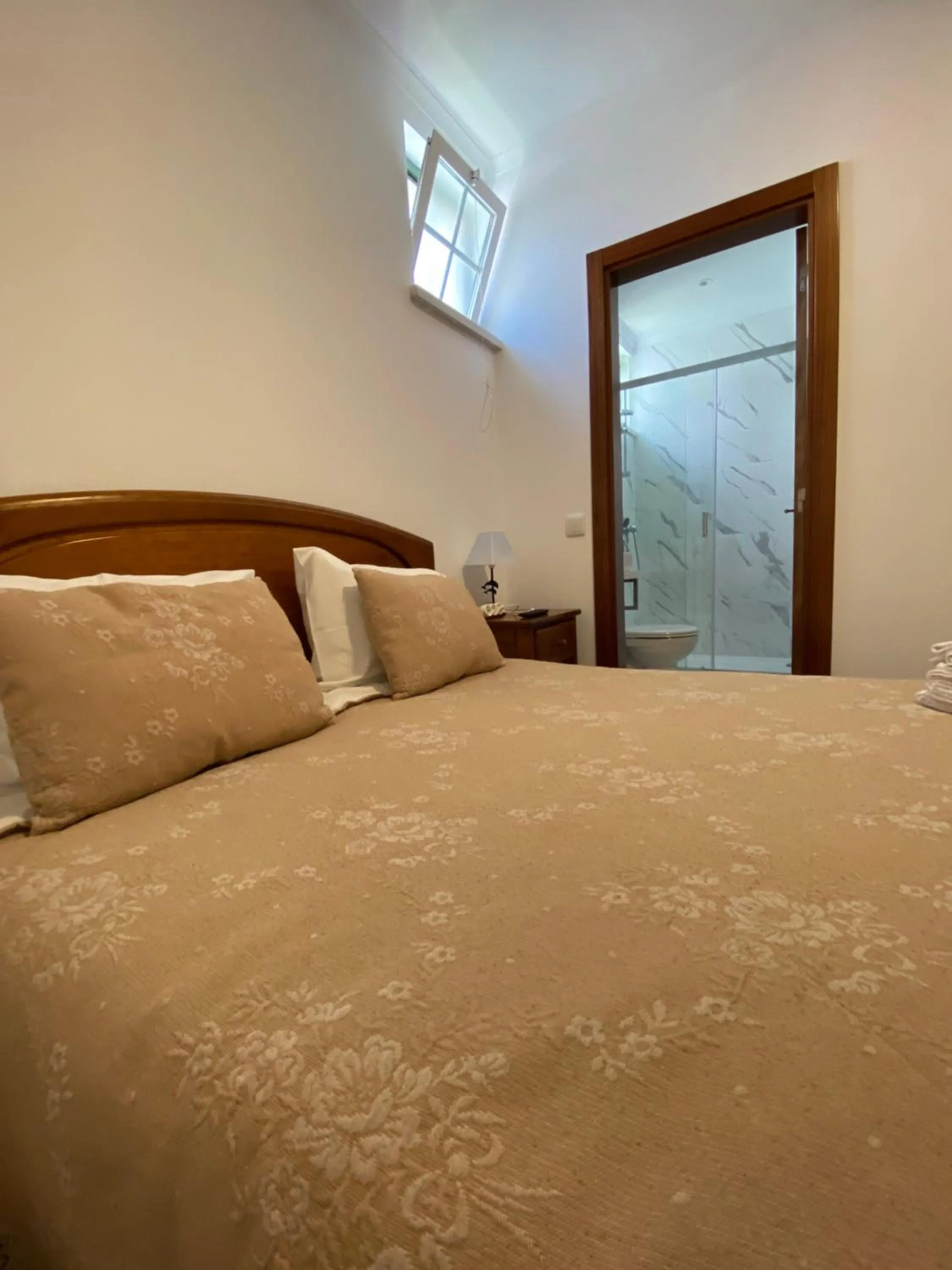 Bedroom, Bed in Vina's Place