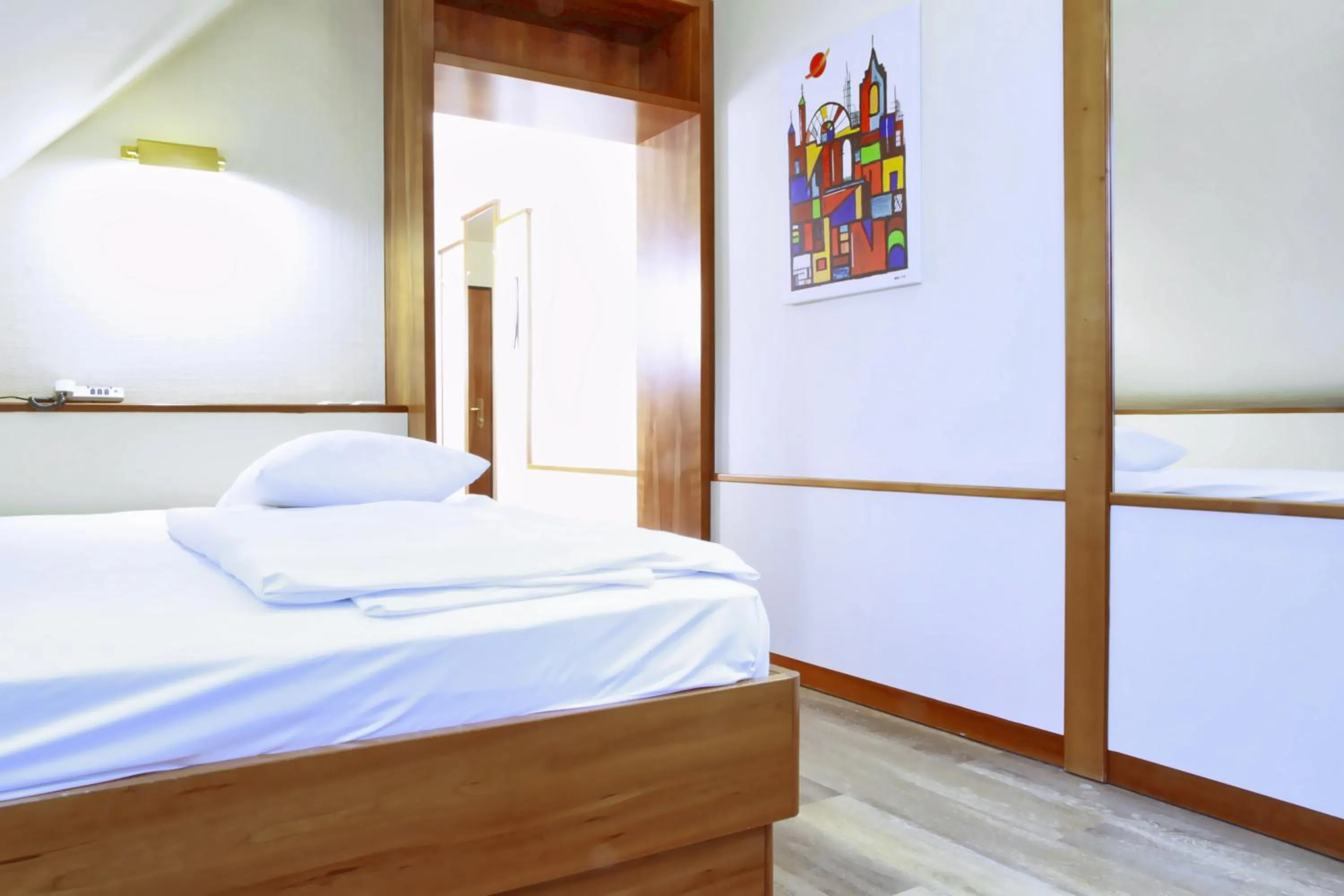 Bed in Vienna Sporthotel