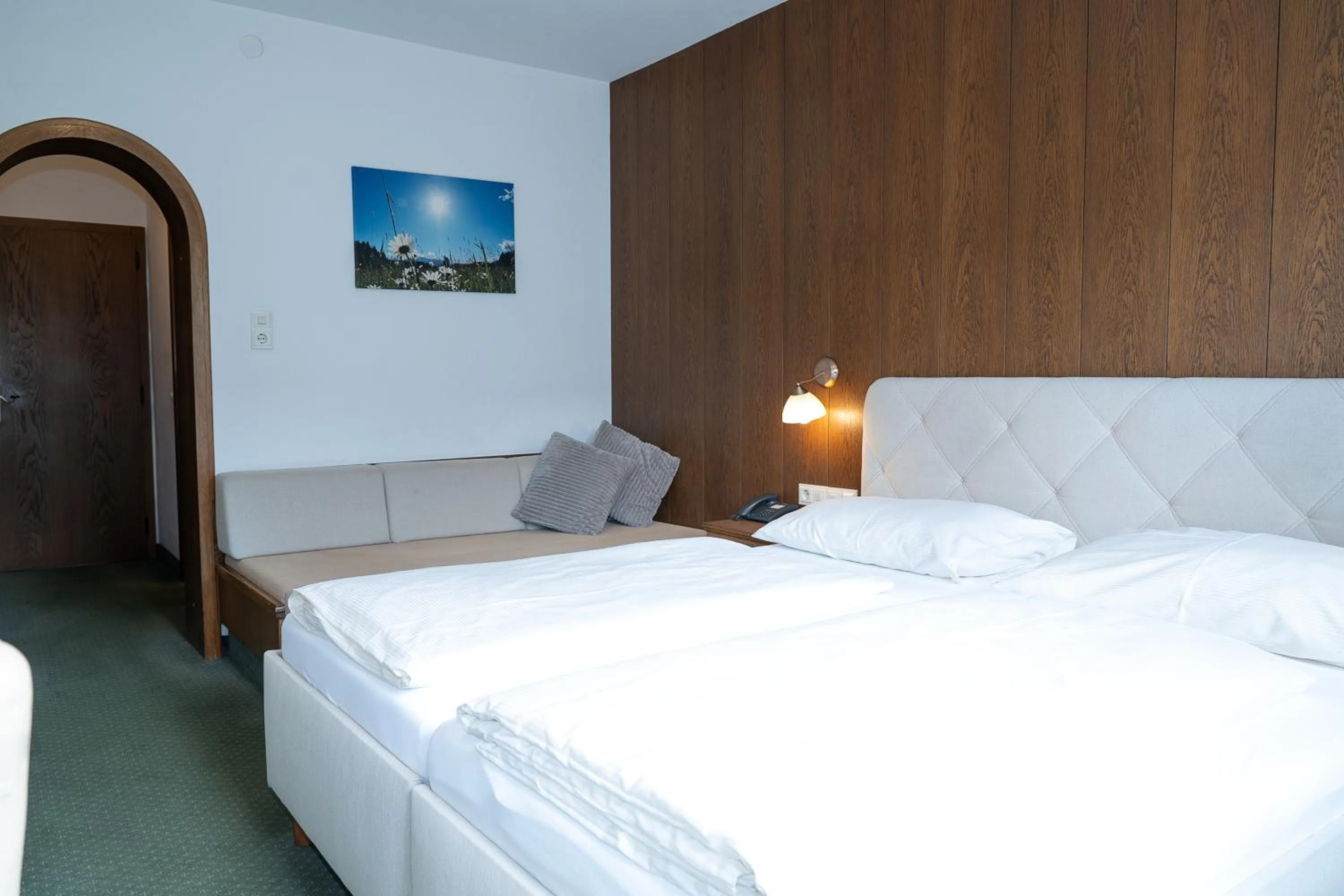 Bed in Hotel Sonnhof