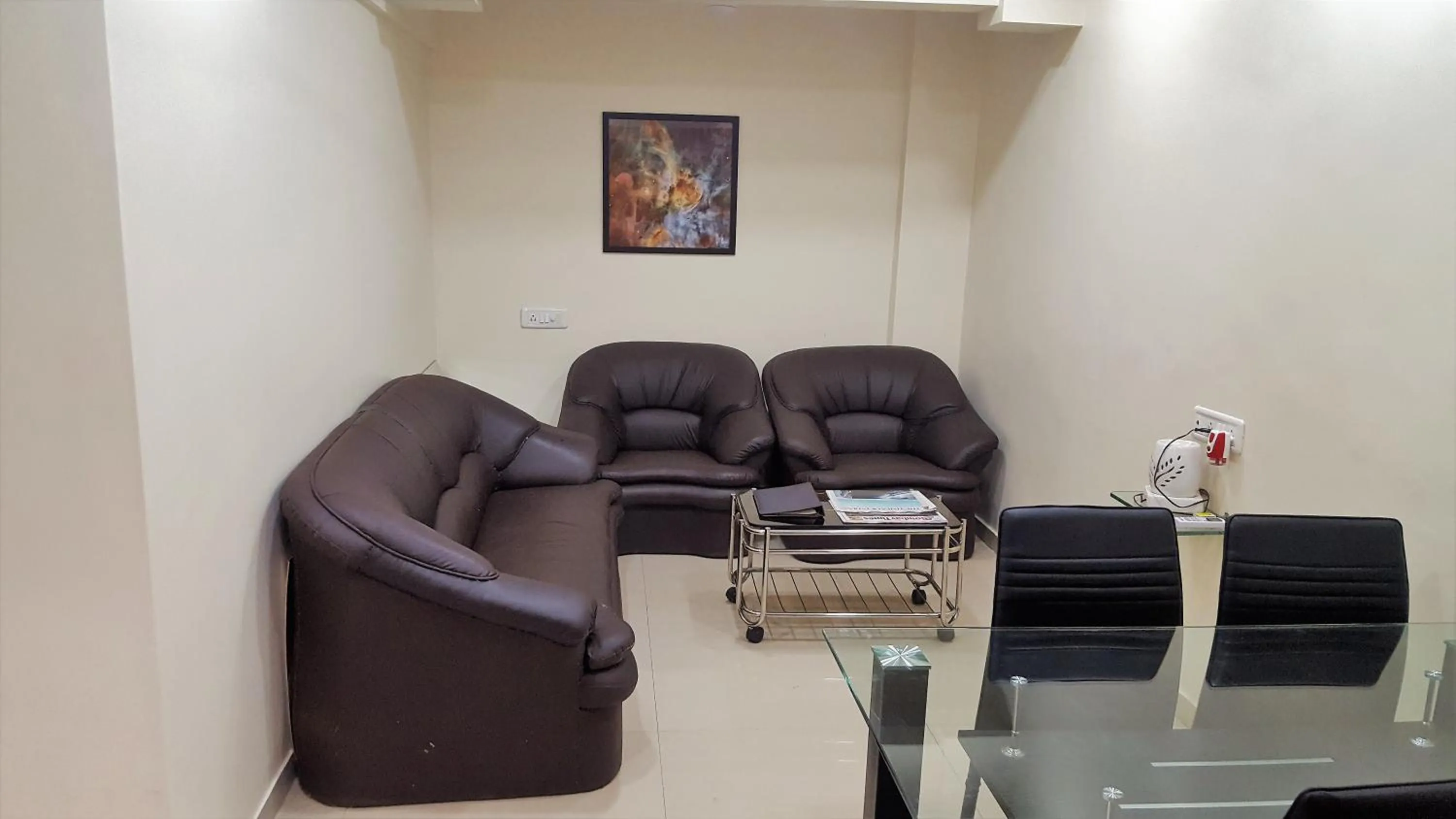 Day in Dragonfly Apartments Emerald