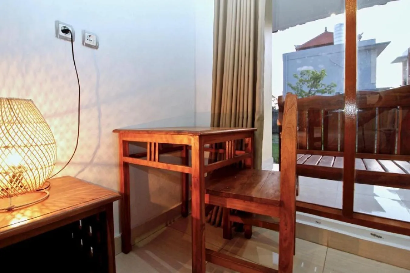 Photo of the whole room in Dega Gardens