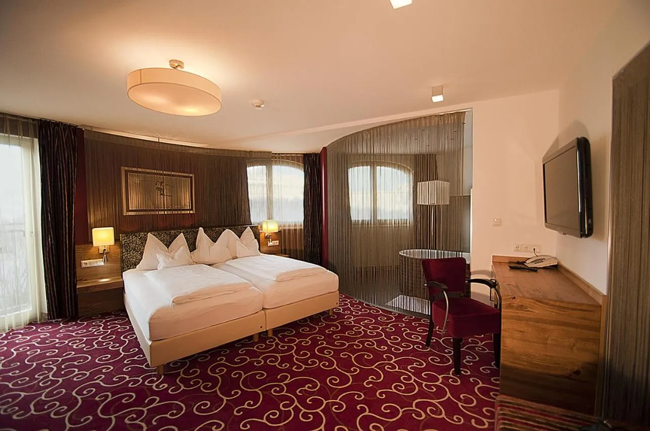 Photo of the whole room, Bed in Hotel Rettenberg