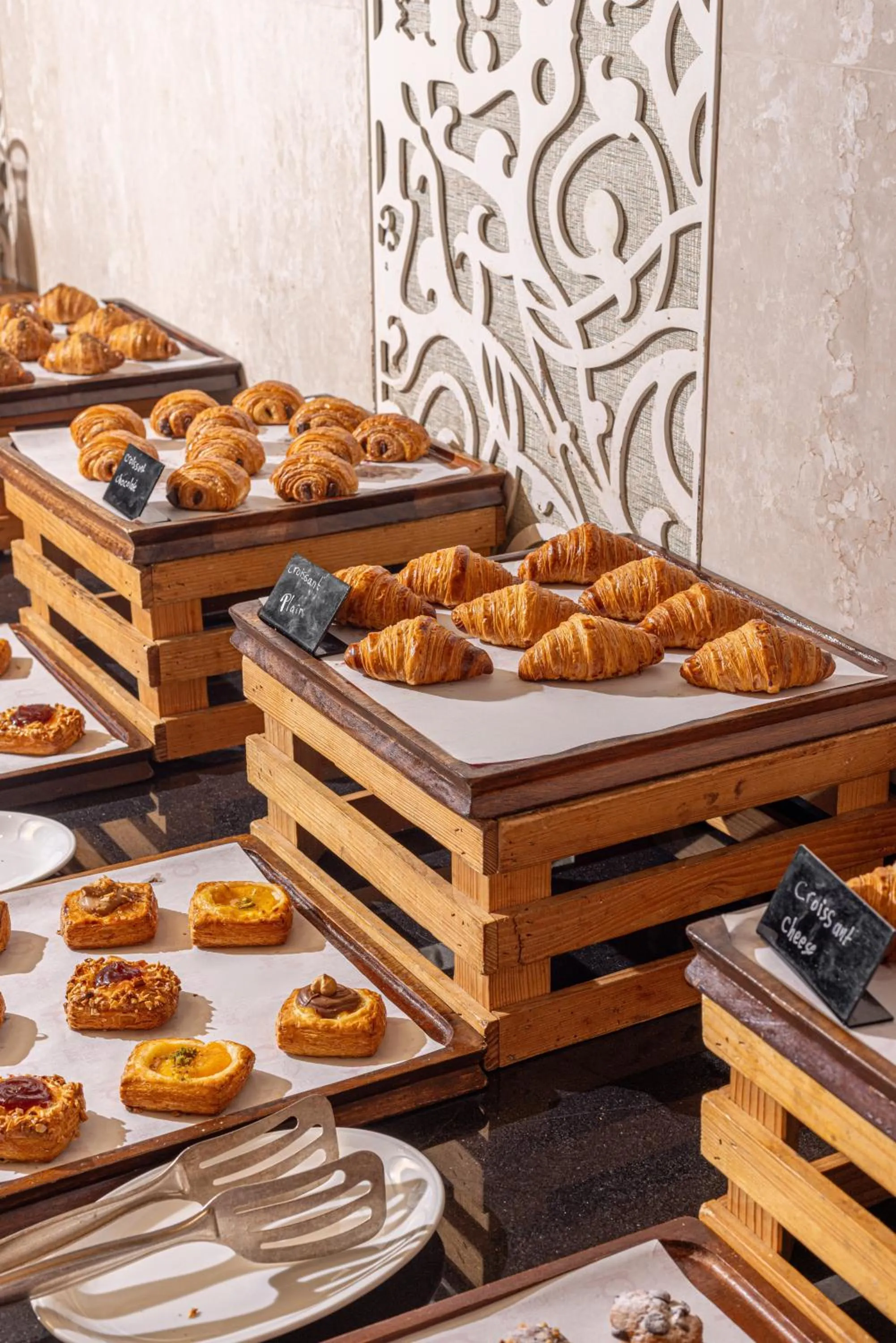 Restaurant/places to eat in Kempinski Summerland Hotel & Resort Beirut