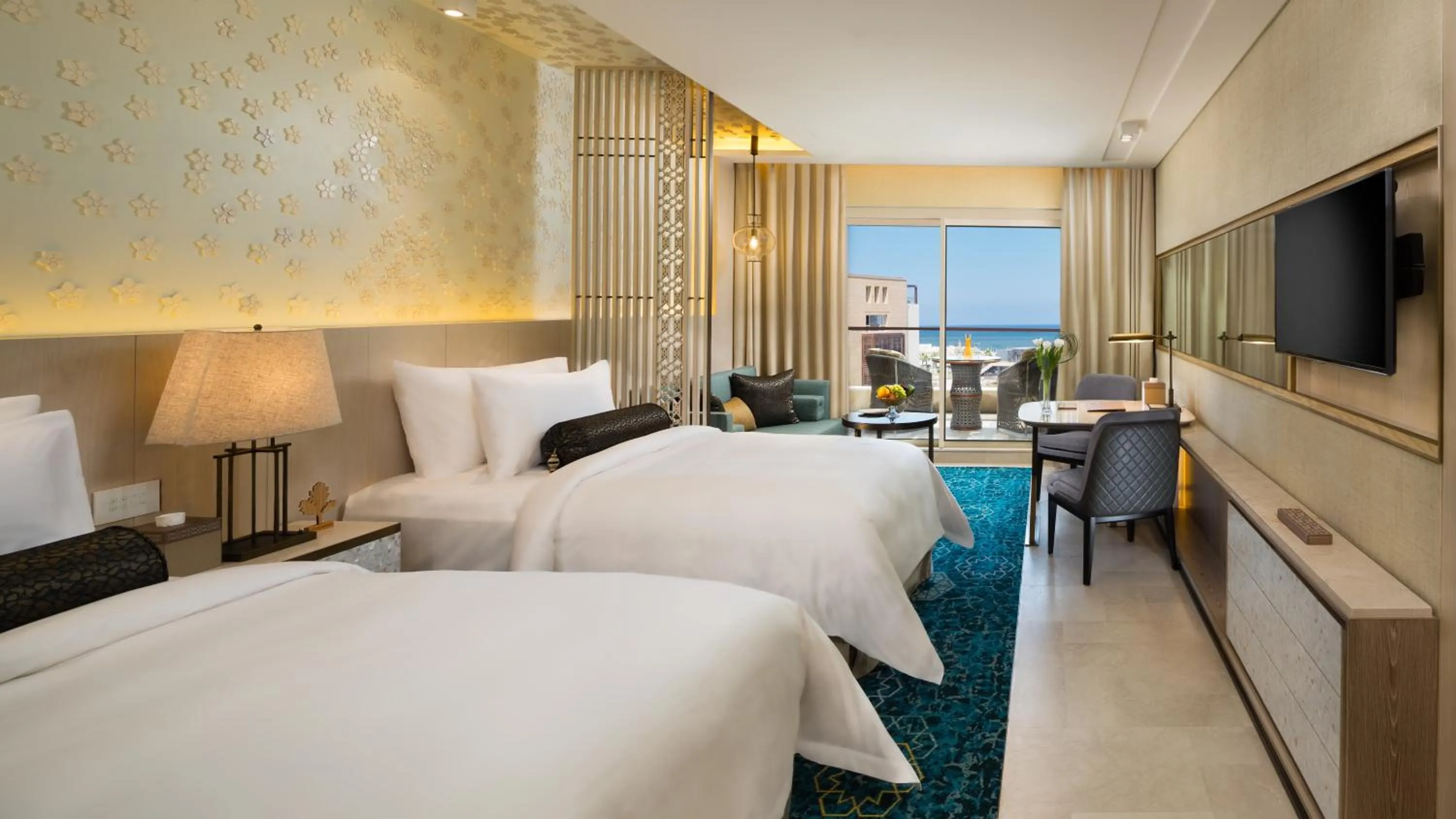 Bed in Kempinski Summerland Hotel & Resort Beirut