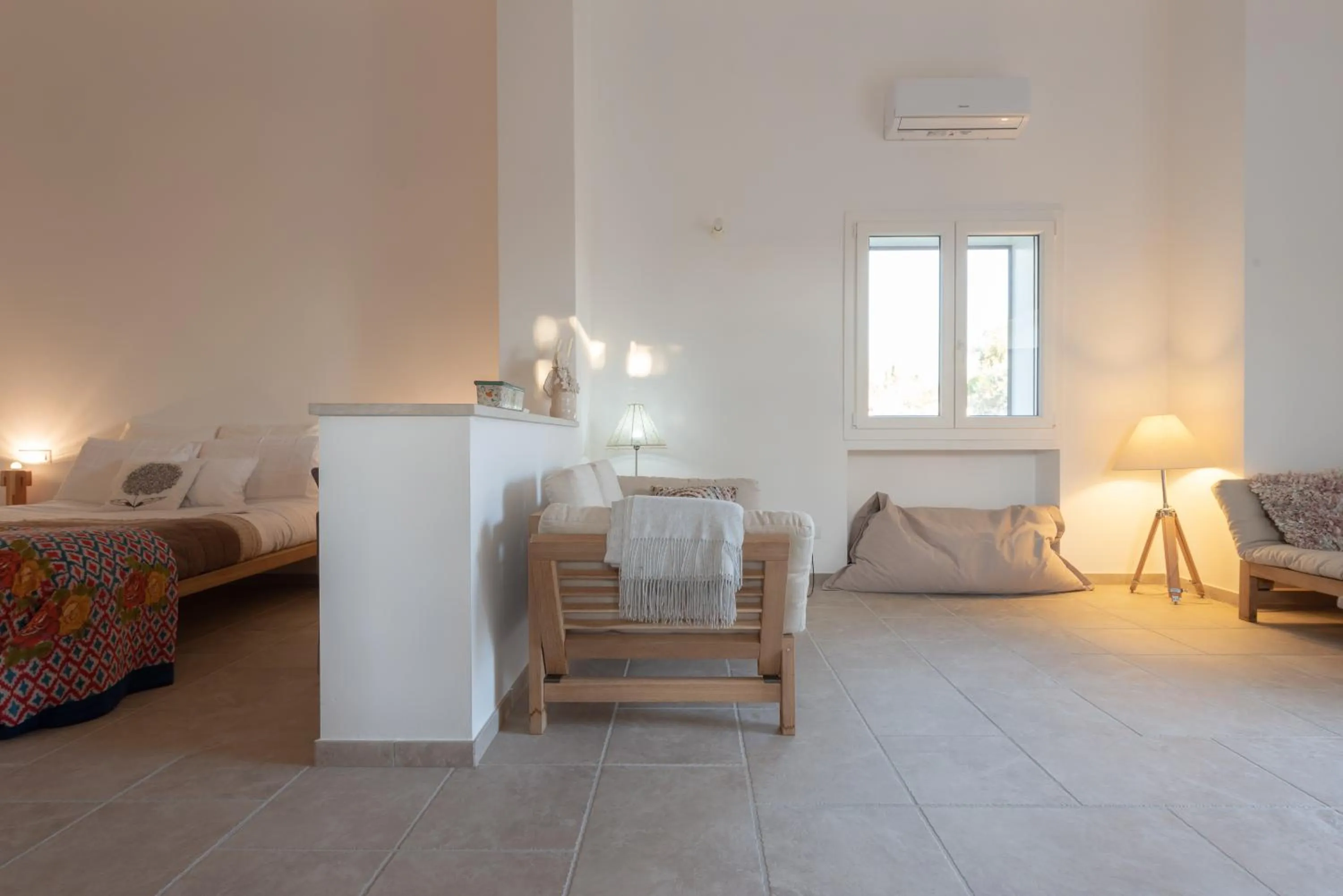 Photo of the whole room, Bed in Kinanto Bioresort