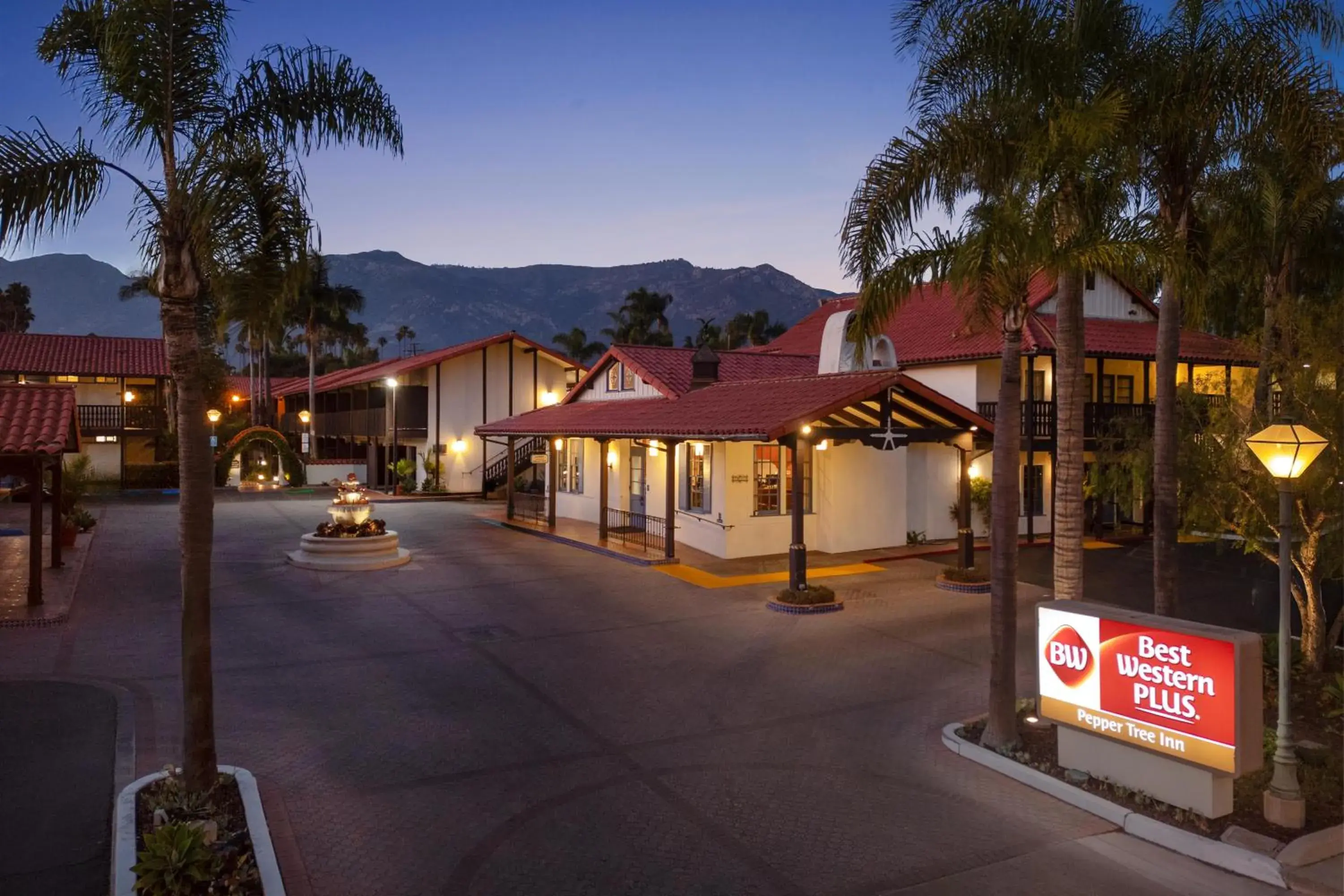 Property building in Best Western Plus Pepper Tree Inn Property building in Best Western Plus Pepper Tree Inn