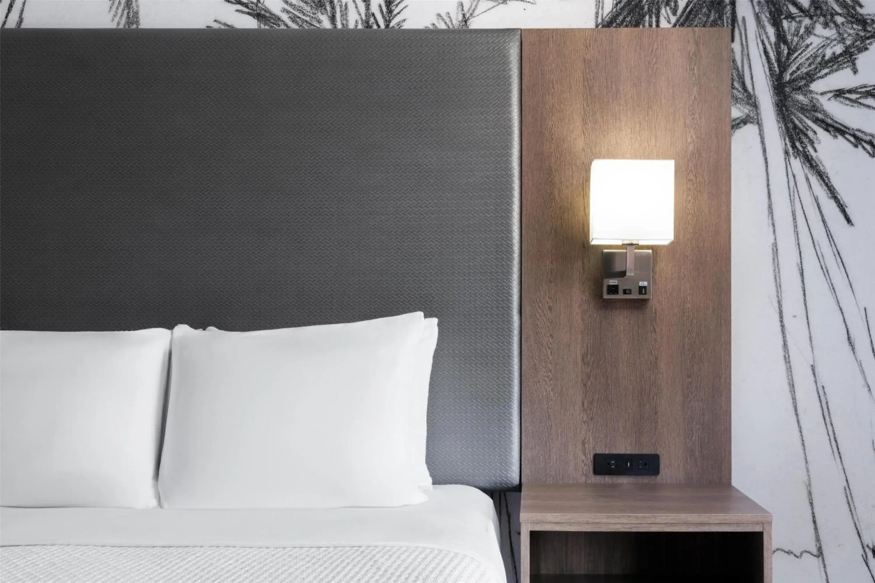 Bedroom, Bed in Best Western Plus Pepper Tree Inn Bedroom, Bed in Best Western Plus Pepper Tree Inn