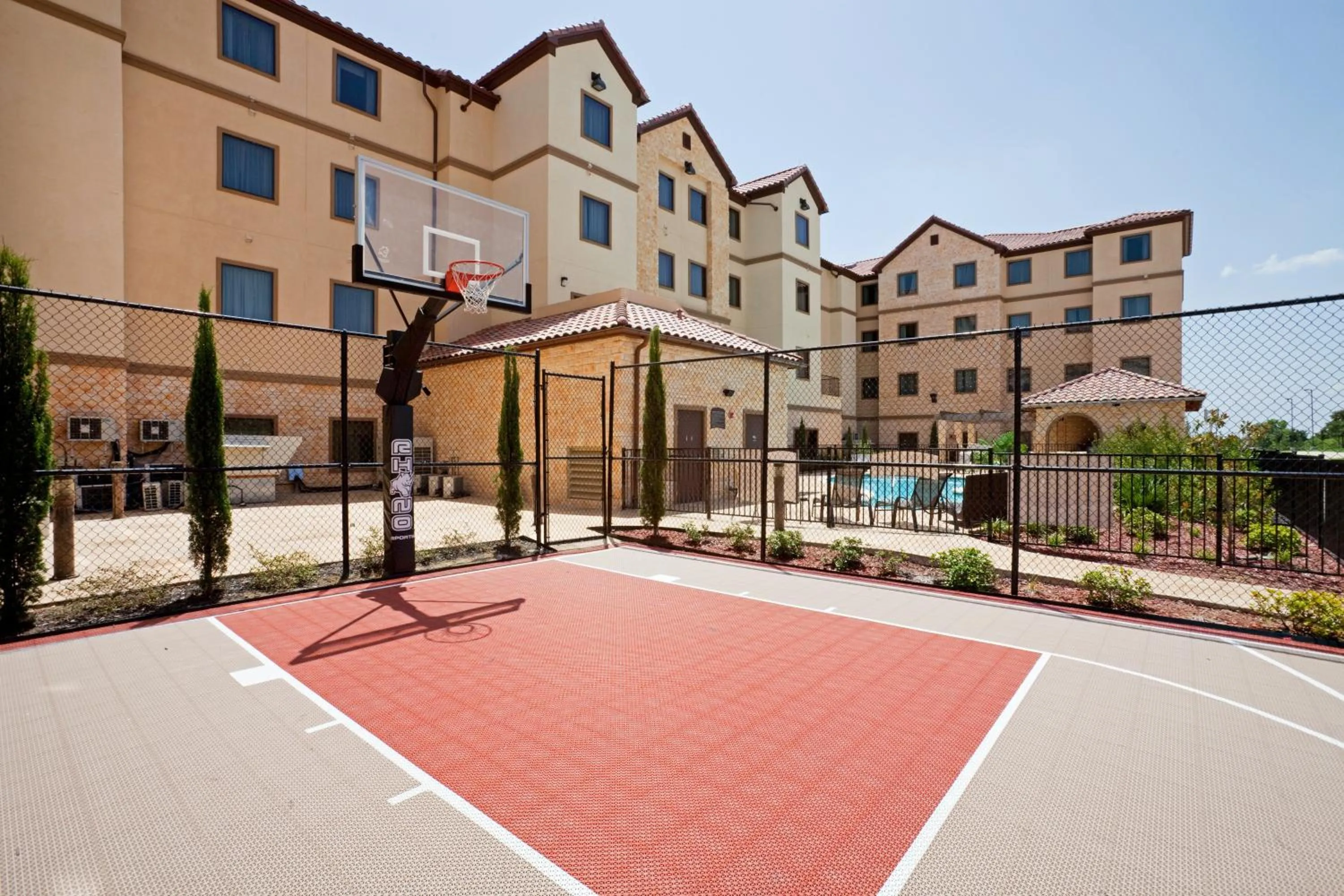 Area and facilities in Staybridge Suites DFW Airport North by IHG