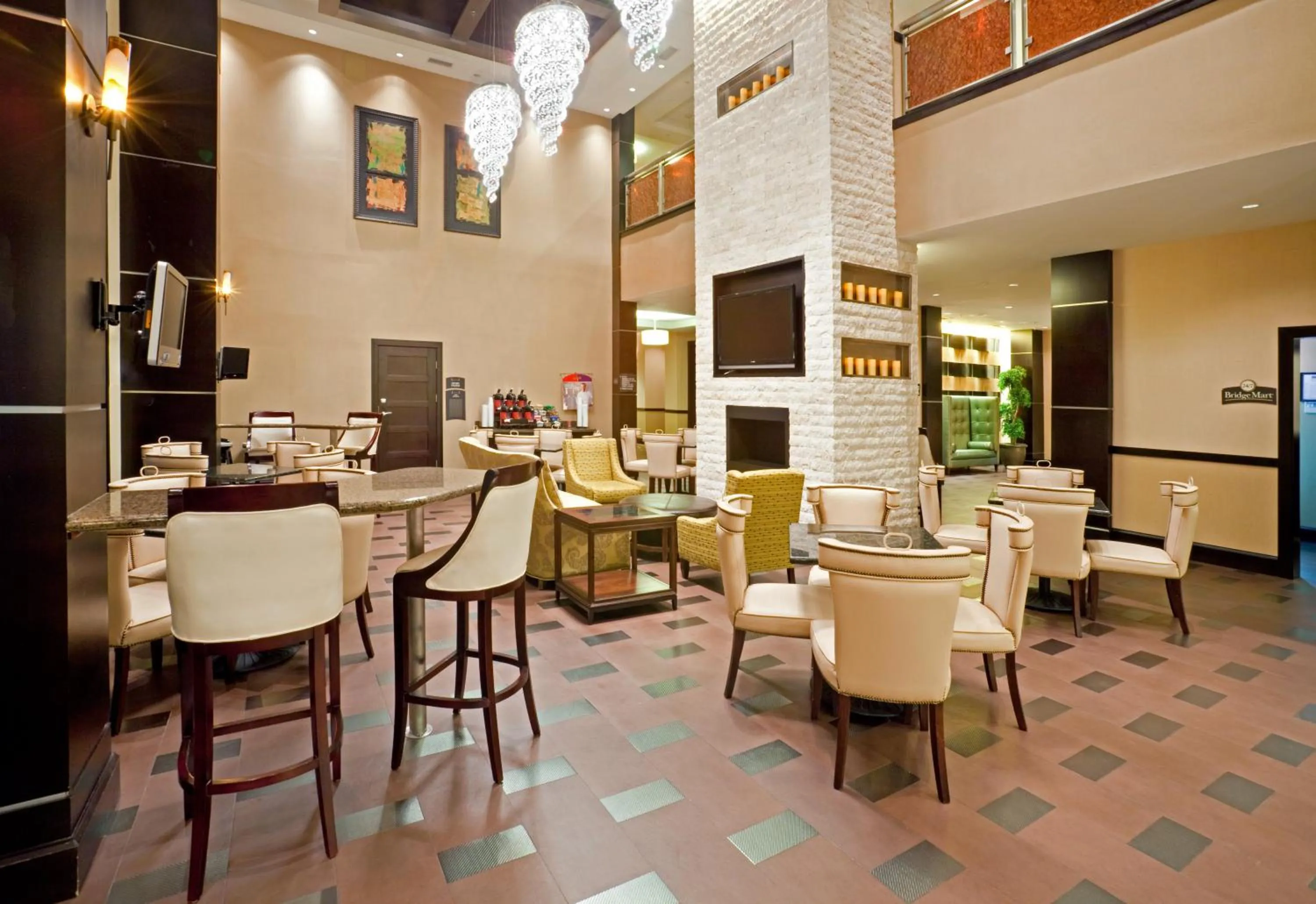 Restaurant/places to eat in Staybridge Suites DFW Airport North by IHG