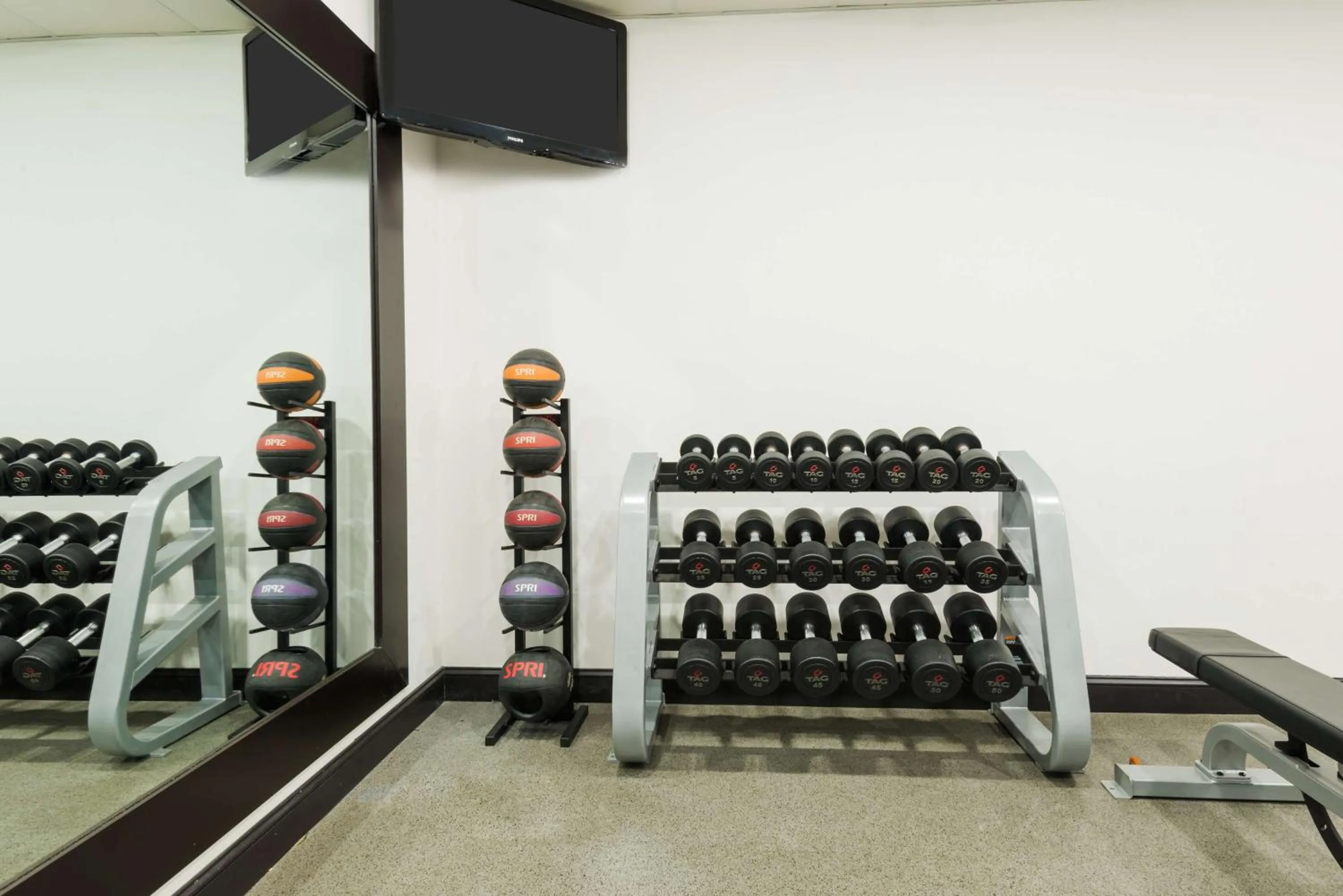 Fitness centre/facilities in Homewood Suites by Hilton Holyoke-Springfield/North