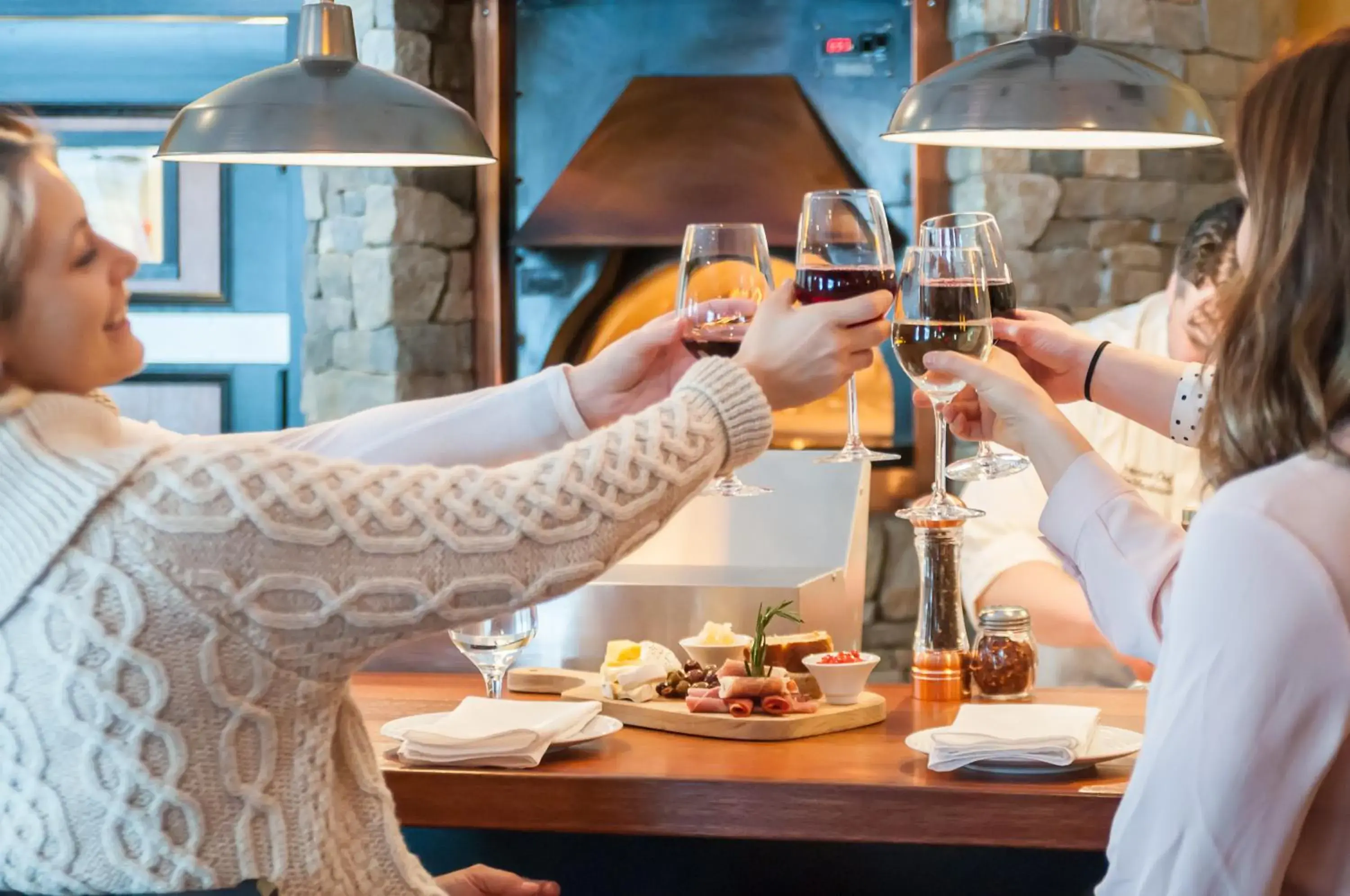 Restaurant/places to eat in RiverWalk Resort at Loon Mountain Restaurant/places to eat in RiverWalk Resort at Loon Mountain