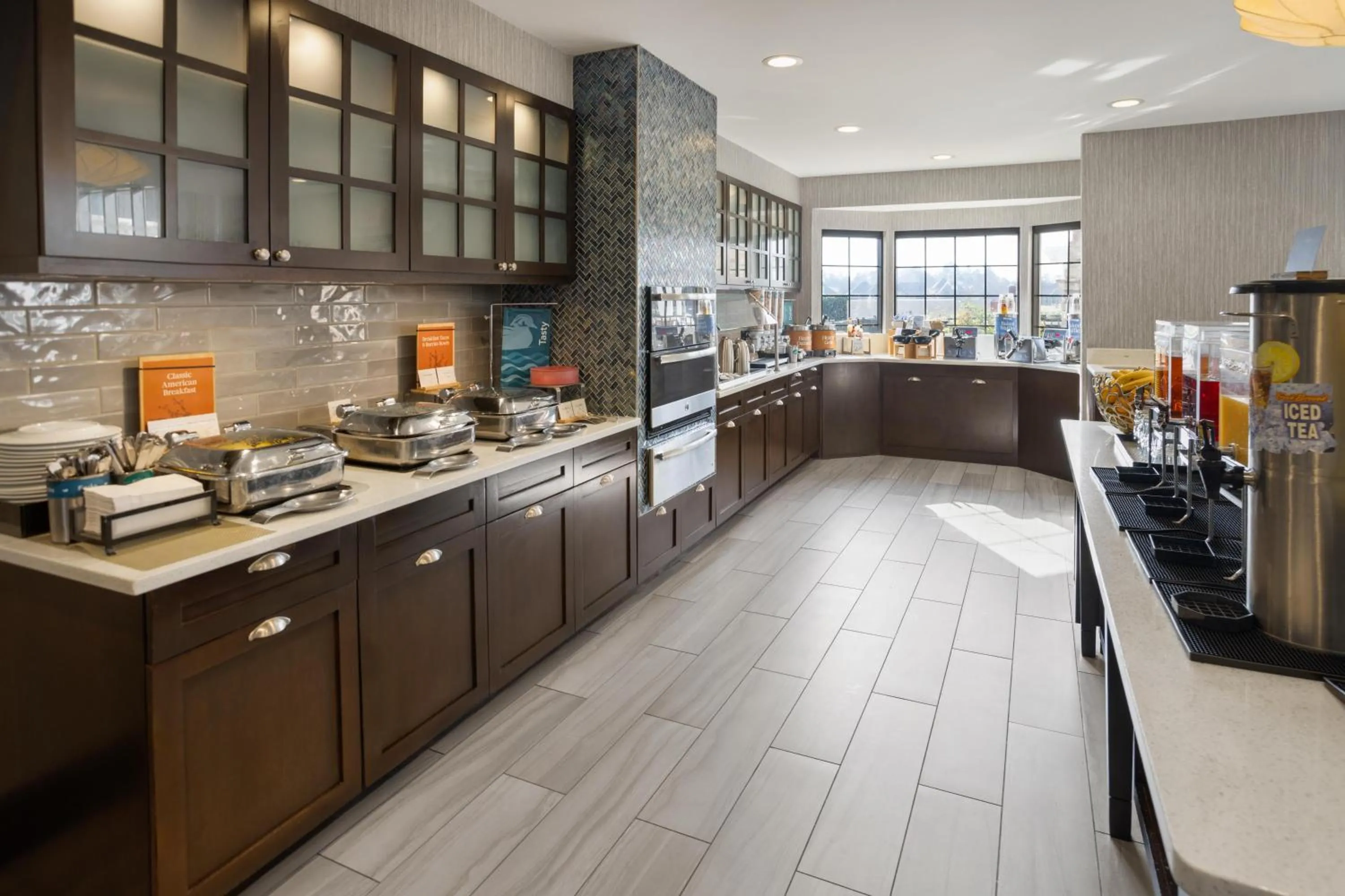 Breakfast in Homewood Suites By Hilton Montgomery EastChase