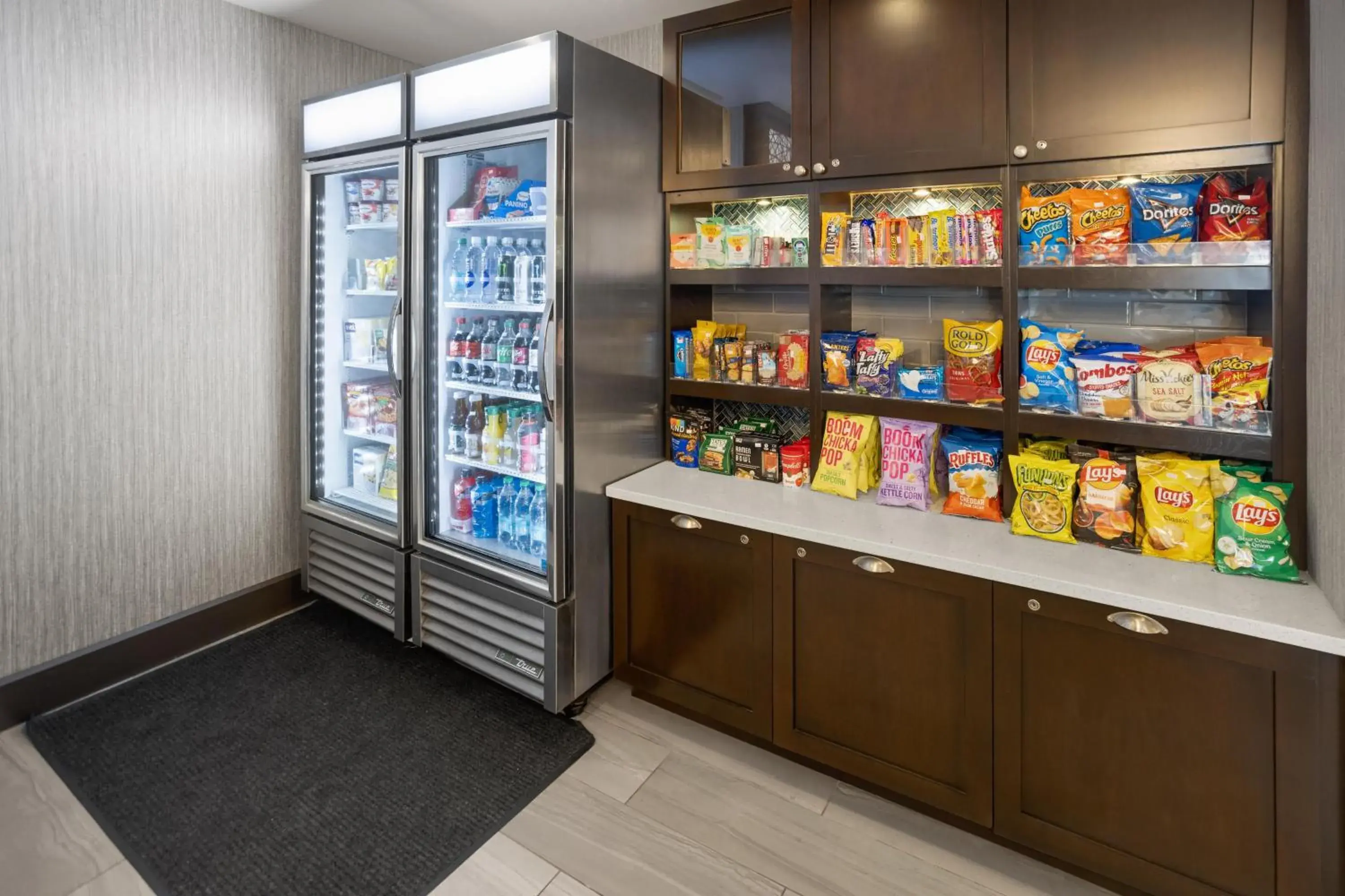 Restaurant/places to eat in Homewood Suites By Hilton Montgomery EastChase Restaurant/places to eat in Homewood Suites By Hilton Montgomery EastChase