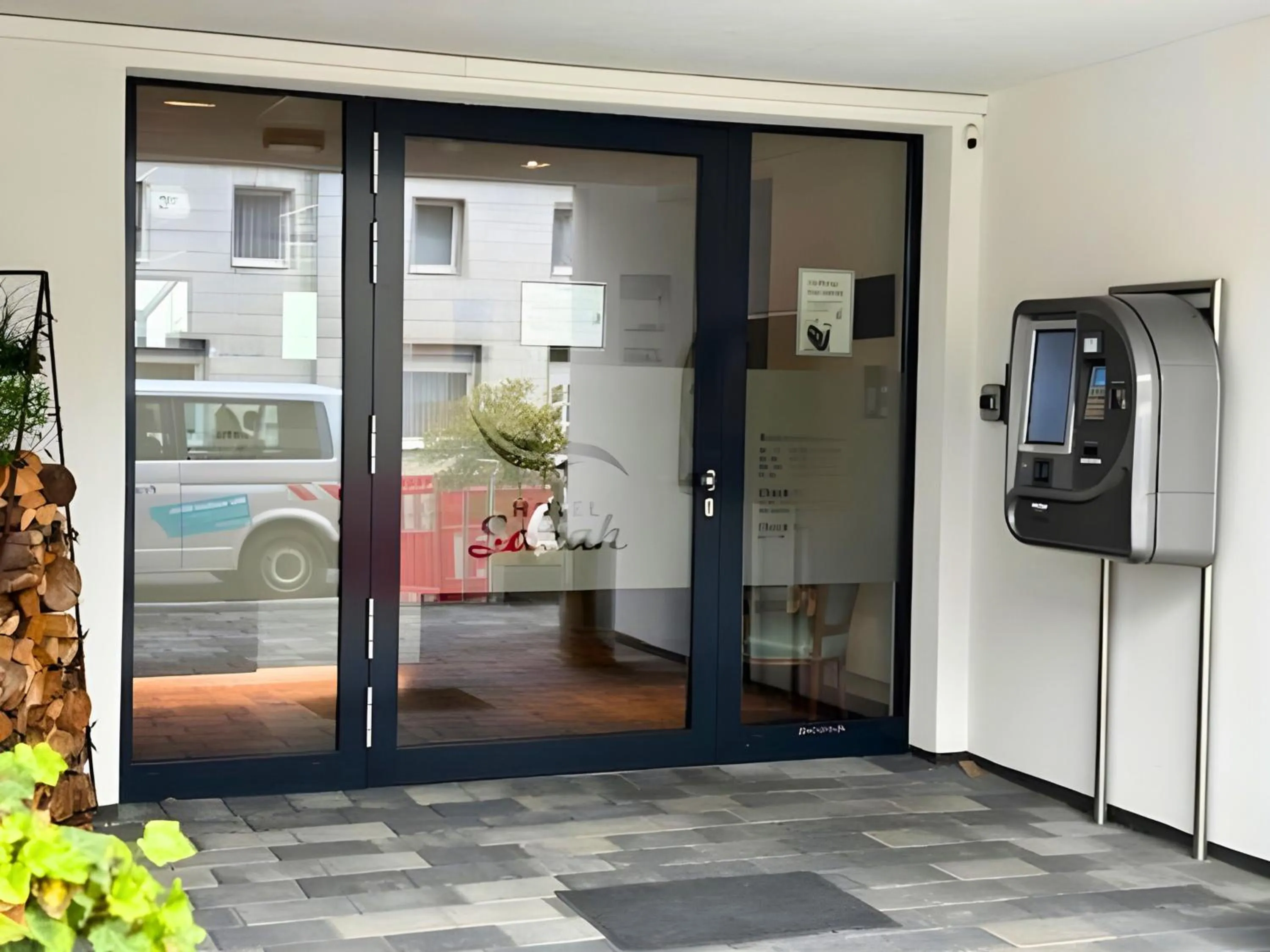 Facade/entrance in Hotel Sarah