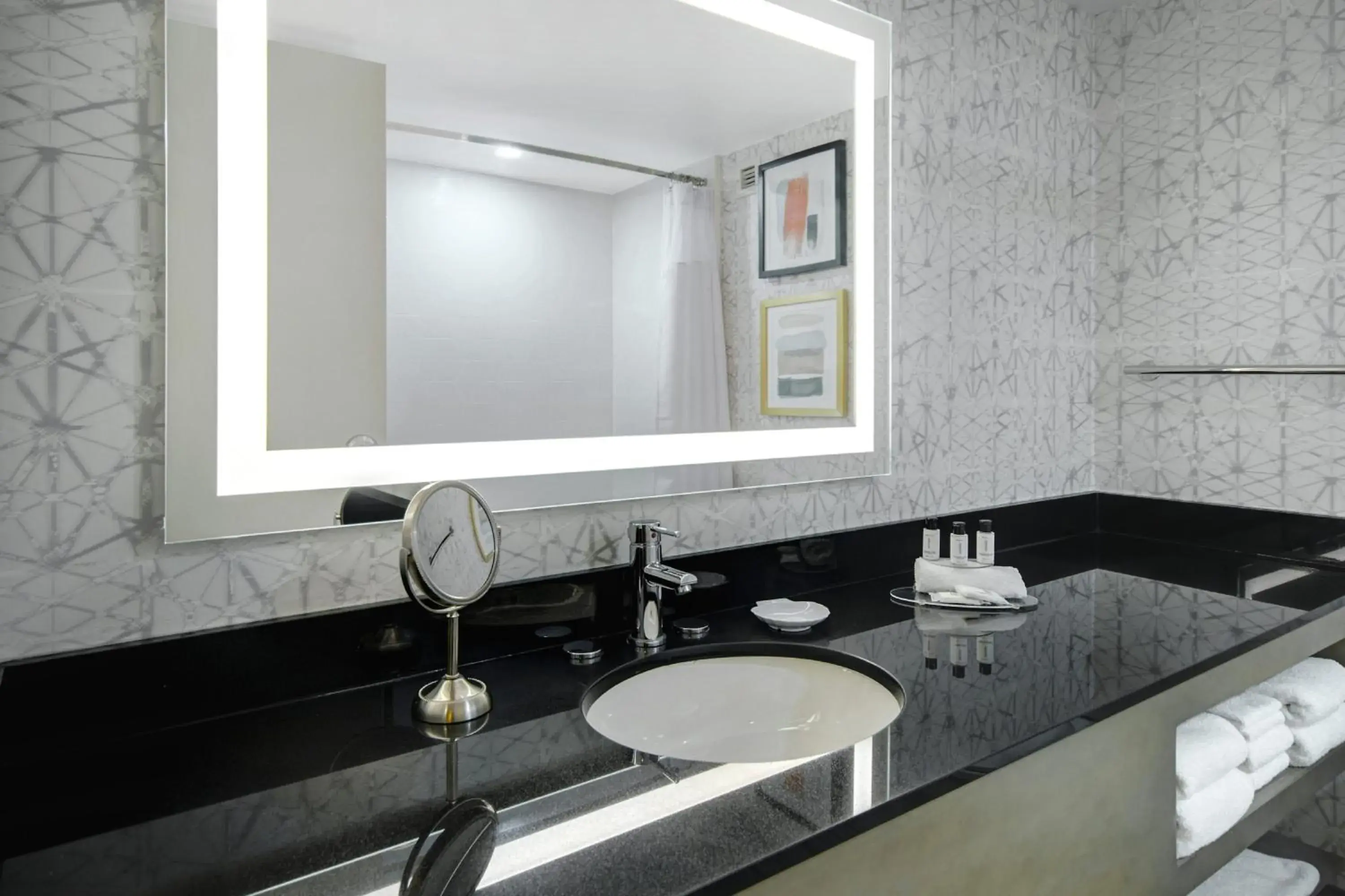 Bathroom in Crowne Plaza Auburn Hills by IHG Bathroom in Crowne Plaza Auburn Hills by IHG
