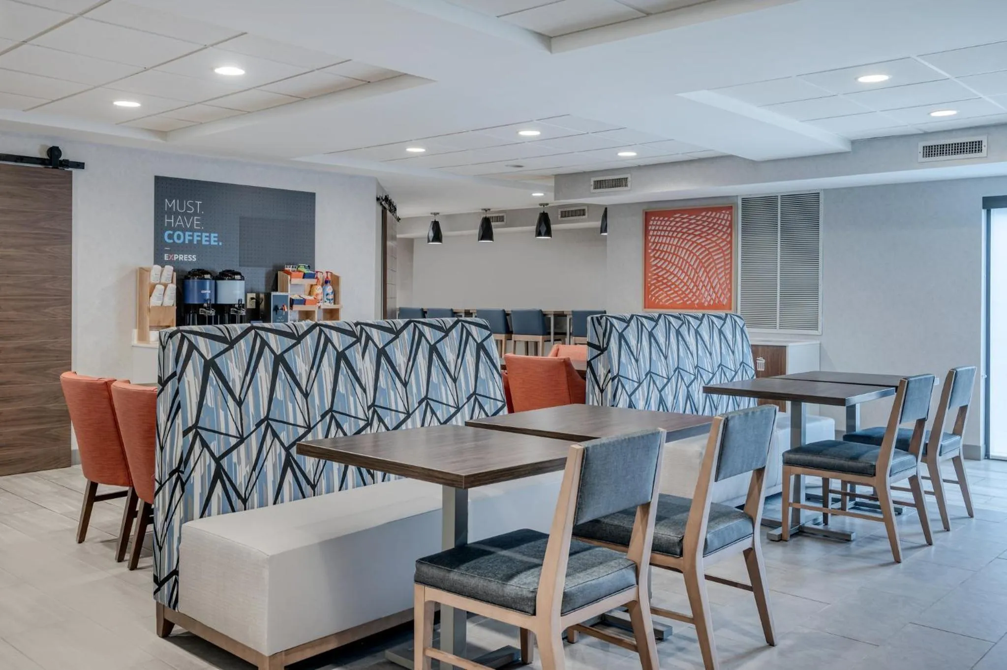 Breakfast in Holiday Inn Express & Suites Wadsworth by IHG