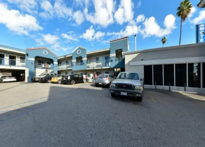 Facade/entrance in Americas Best Value Inn Hollywood Facade/entrance in Americas Best Value Inn Hollywood